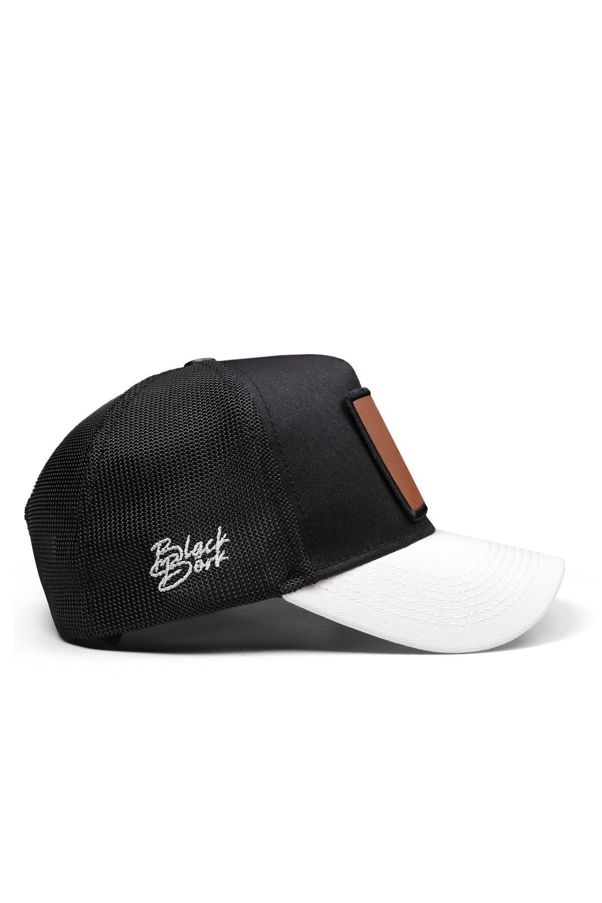 Mountains Logolu Beyaz-Siyah Trucker Şapka