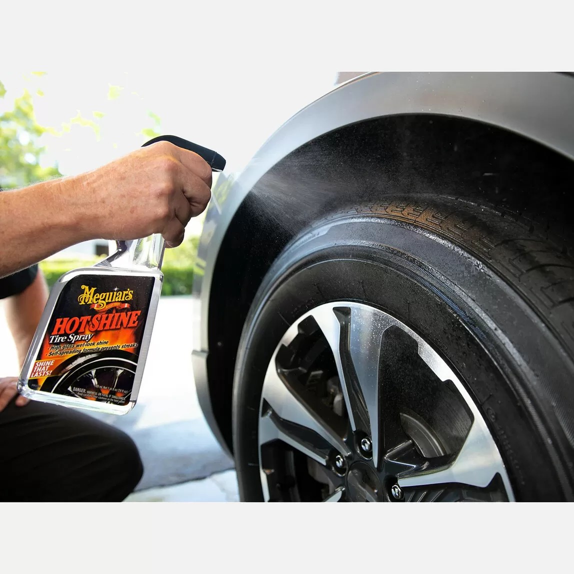 Meguiars Hot Shine Lastik Parlatıcı Sprey 710 ml