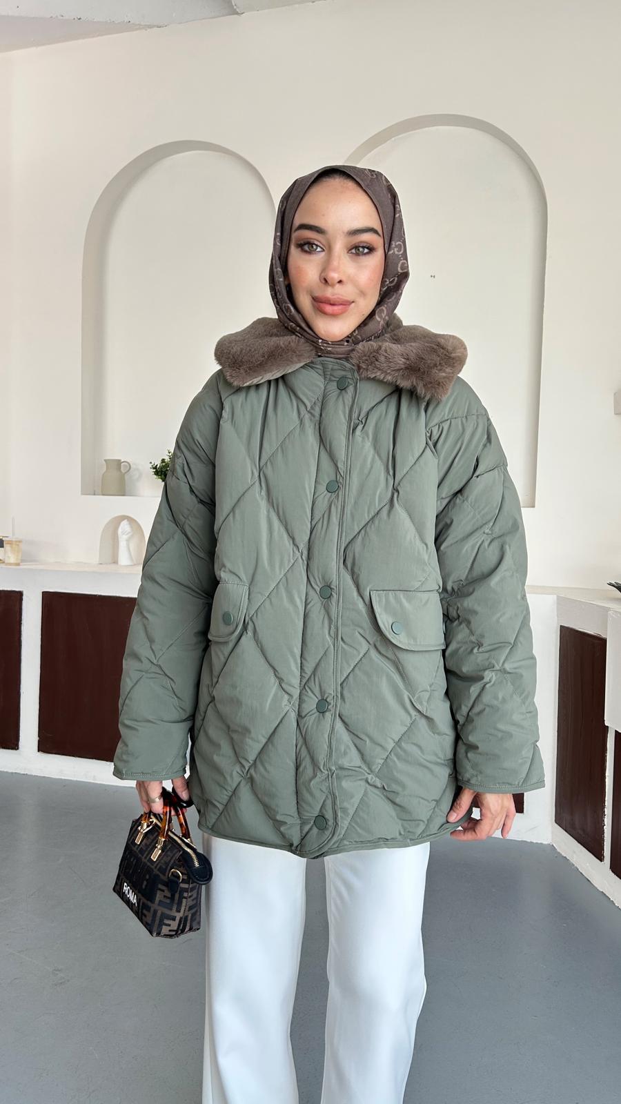 Kürk detaylı şişme kaban - Haki