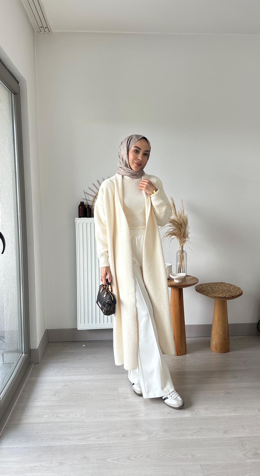 Angora kemerli hırka - Krem