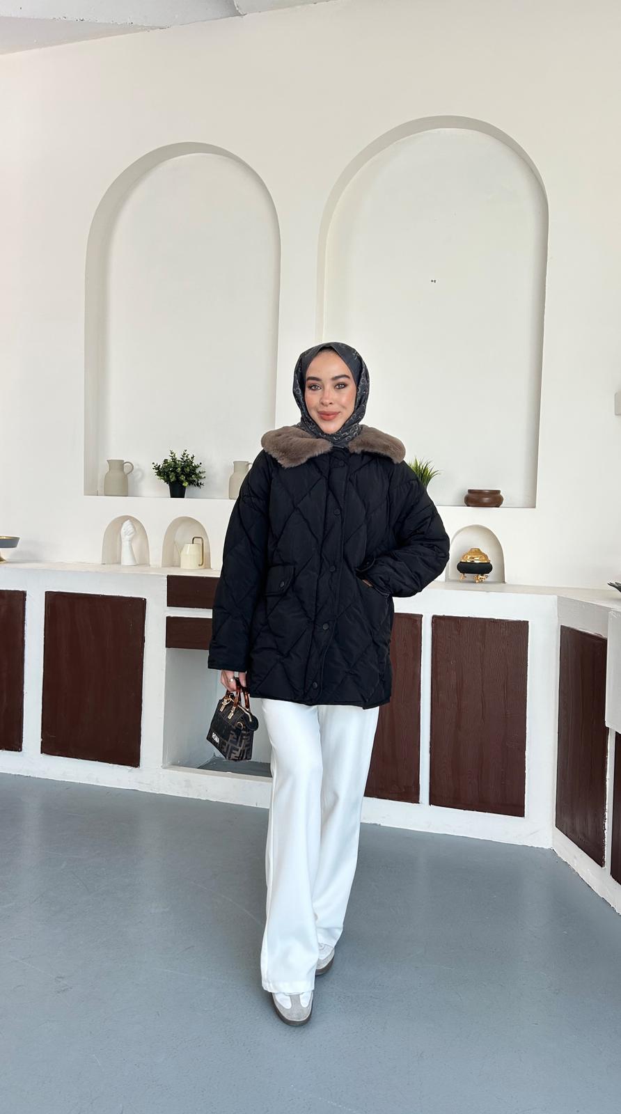 Kürk detaylı şişme kaban - Siyah