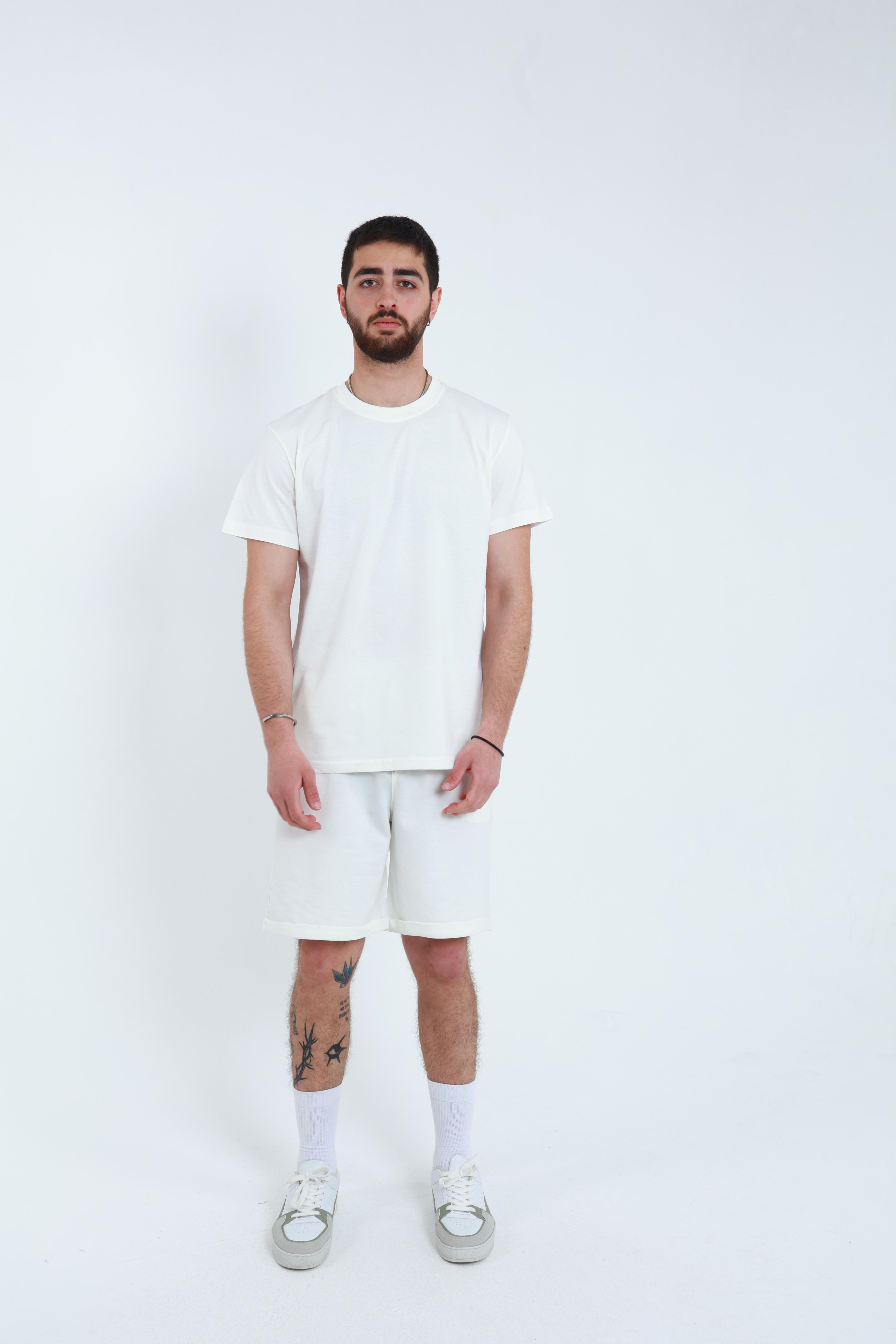 Şort T-Shirt Takım Beyaz