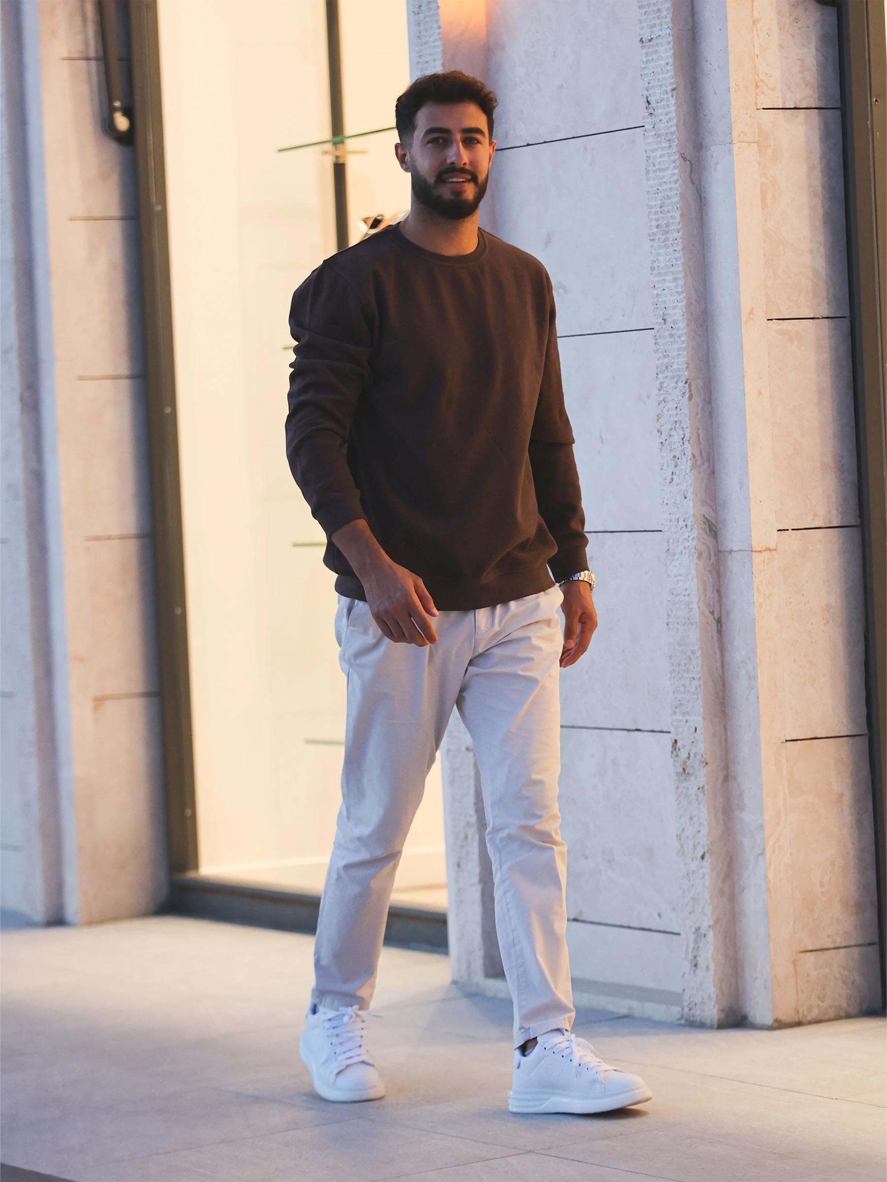 Kahverengi Selanik Kumaş Bisiklet Yaka Sweatshirt