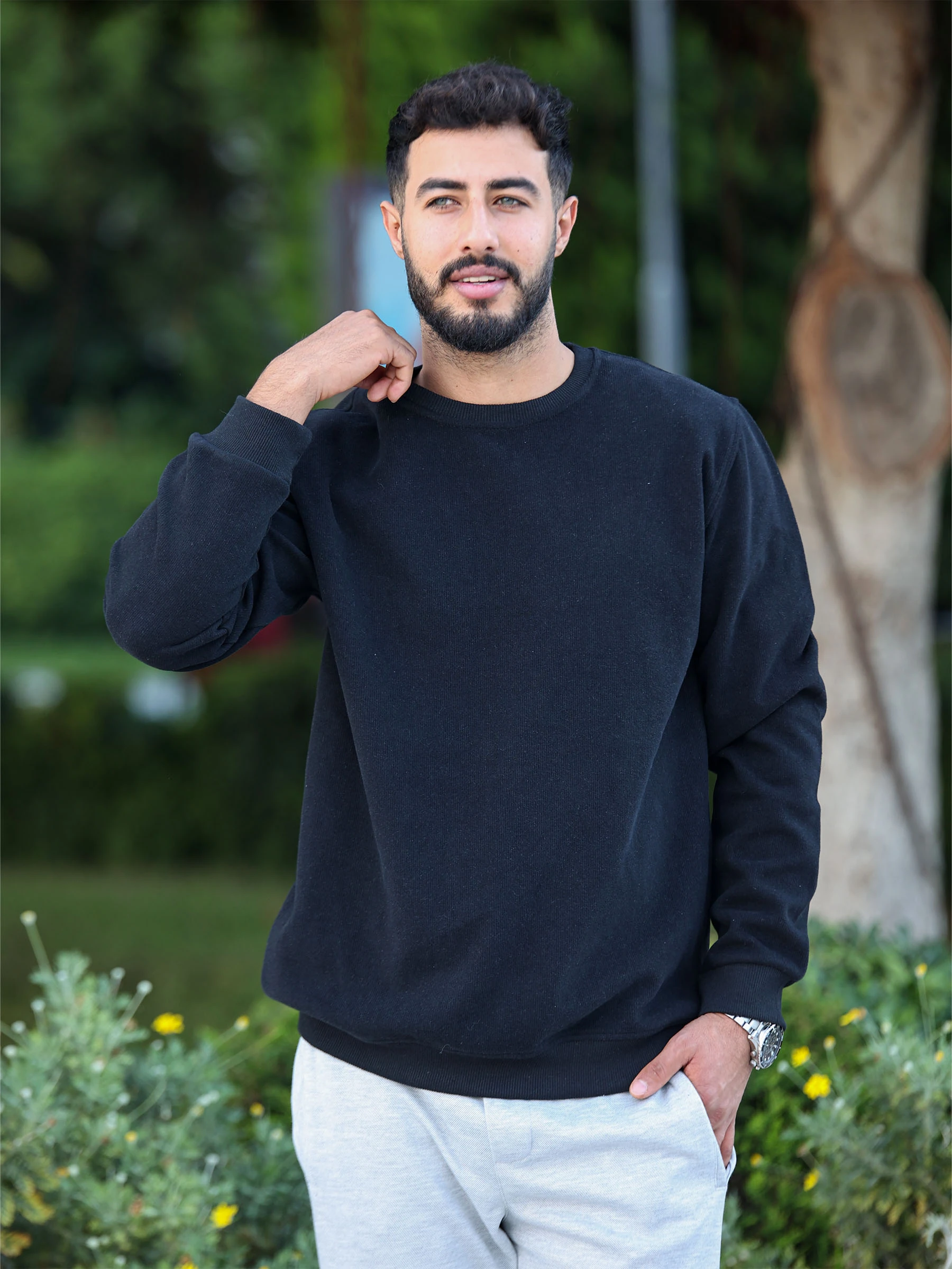 Siyah Selanik Kumaş Bisiklet Yaka Sweatshirt