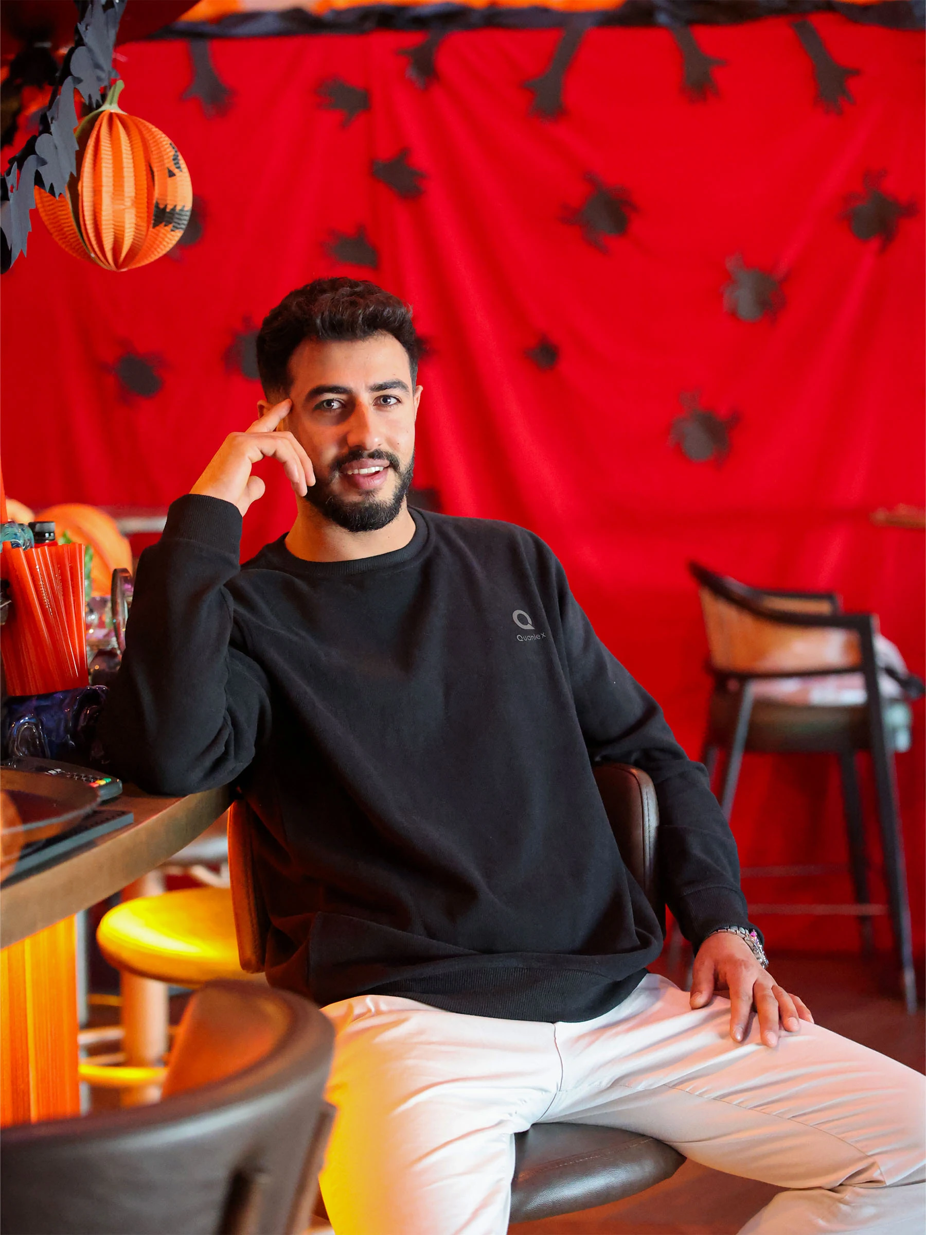 Siyah Quanlex Selanik Kumaş Bisiklet Yaka Sweatshirt