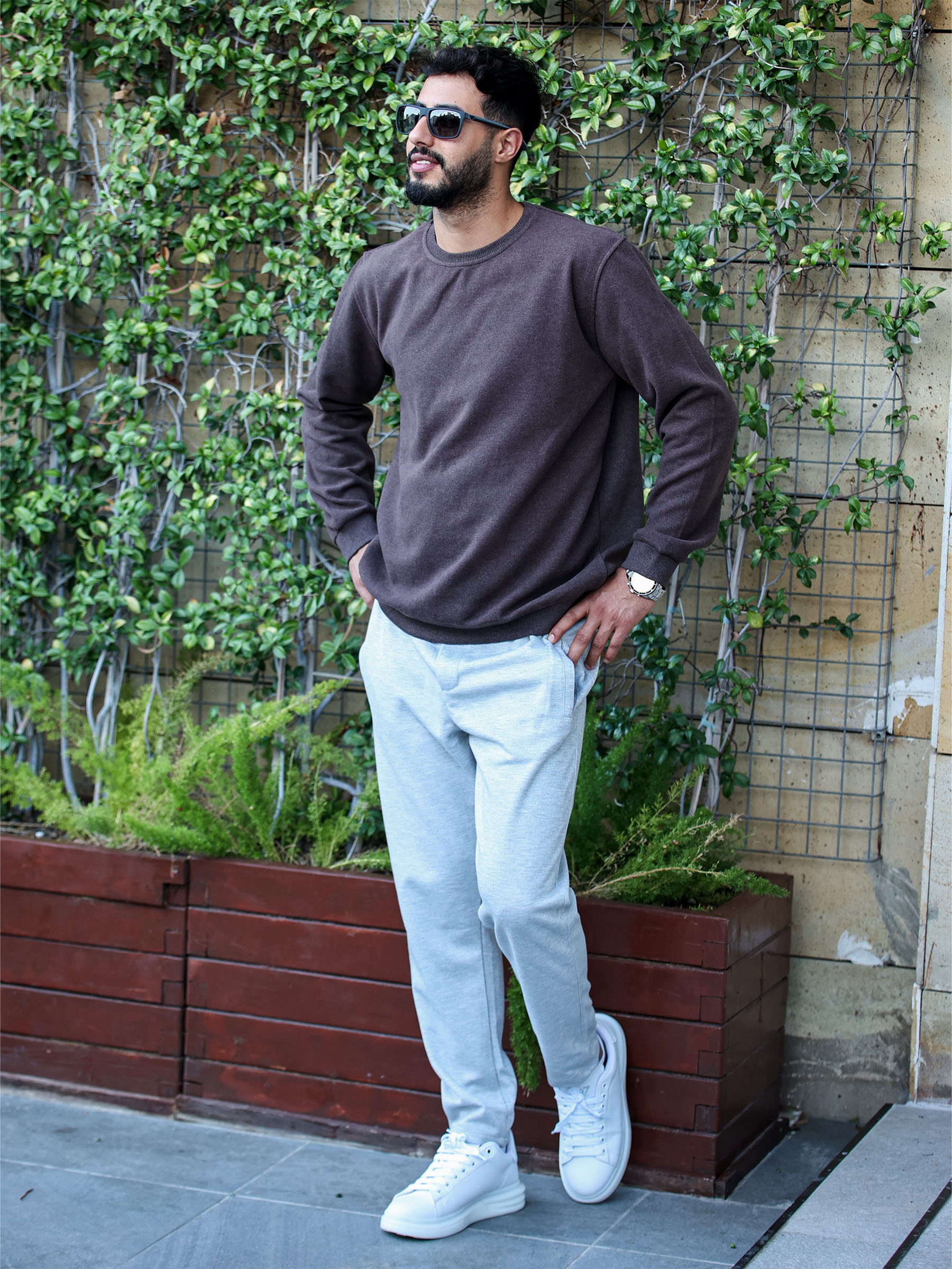 Kahverengi Selanik Kumaş Bisiklet Yaka Sweatshirt