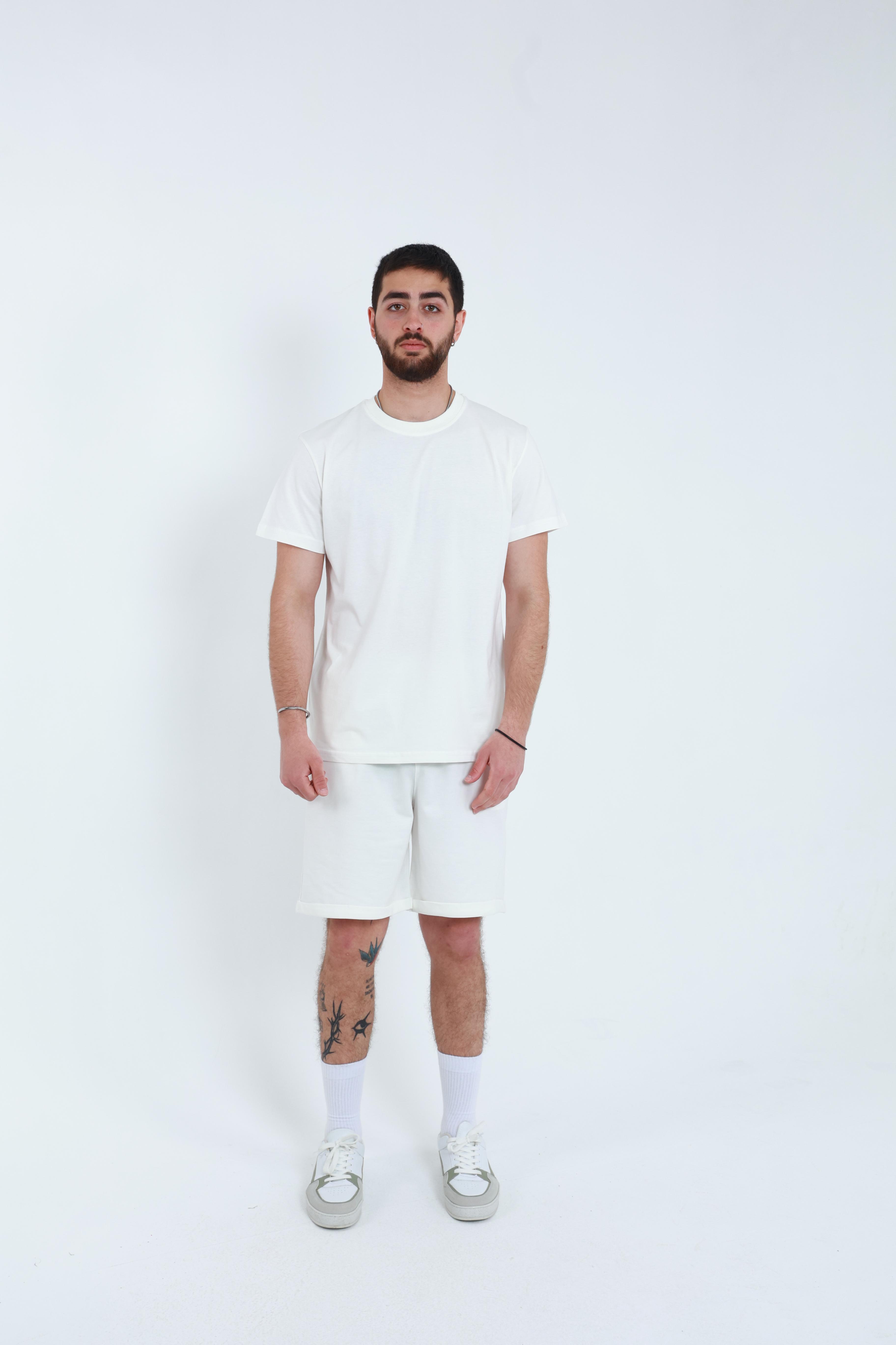 Şort T-Shirt Takım Beyaz