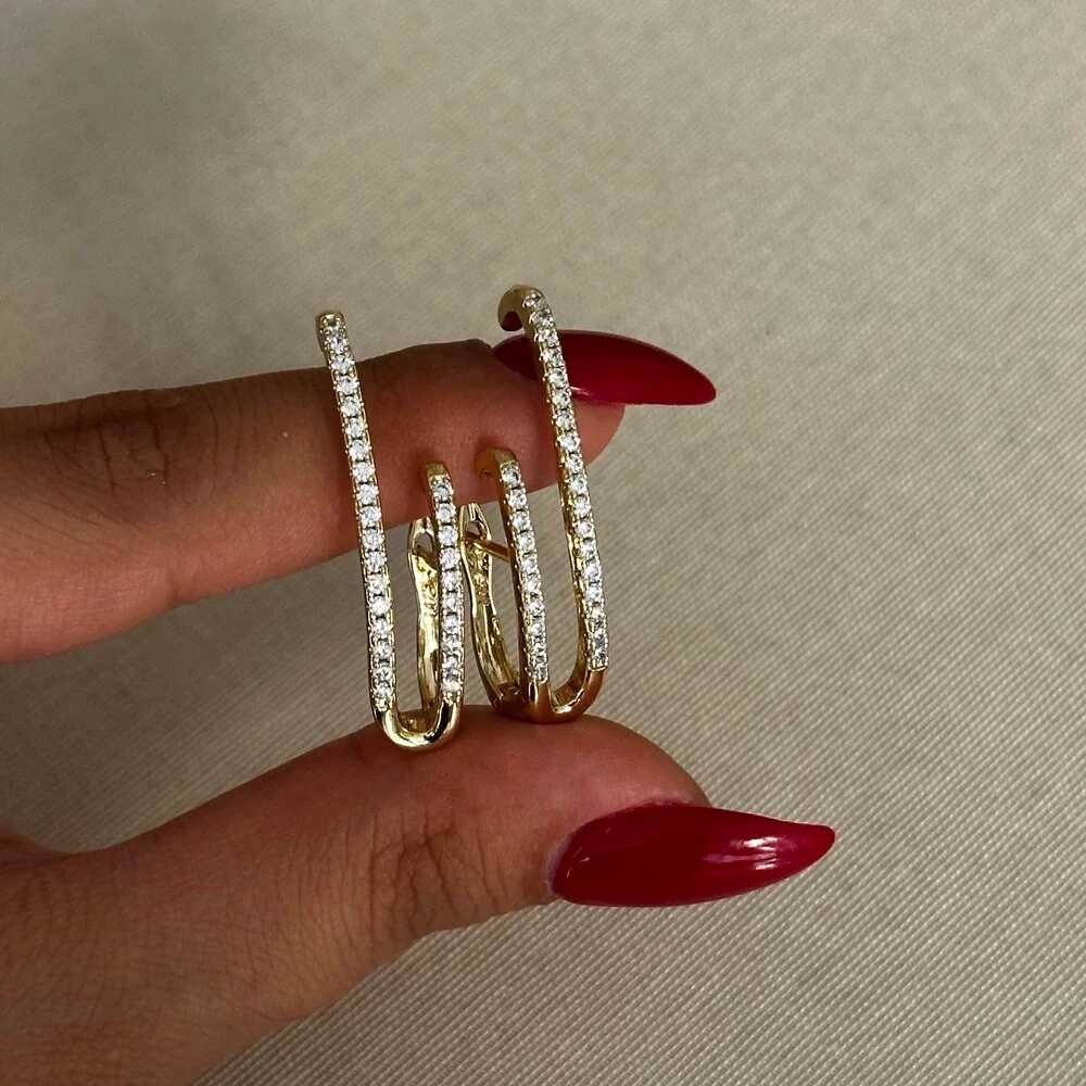 Taş İşlemeli Küpe