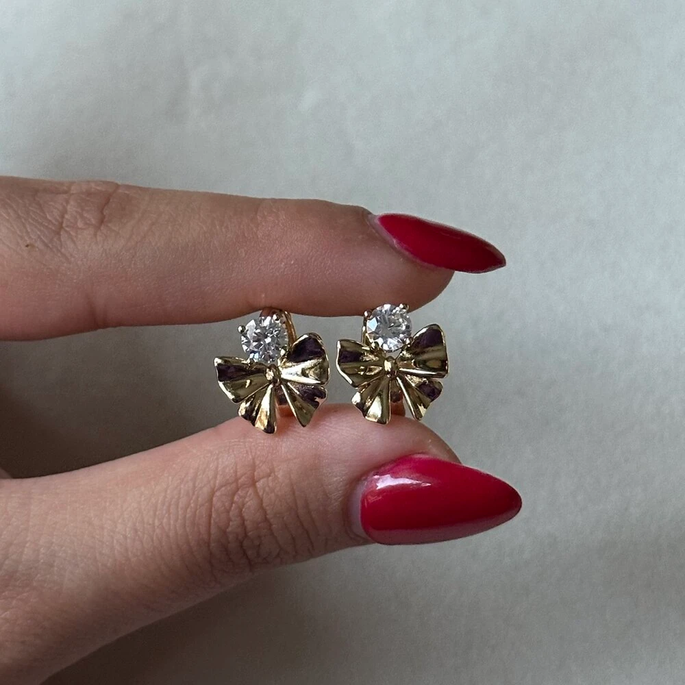 Kristal Fiyonk Küpe