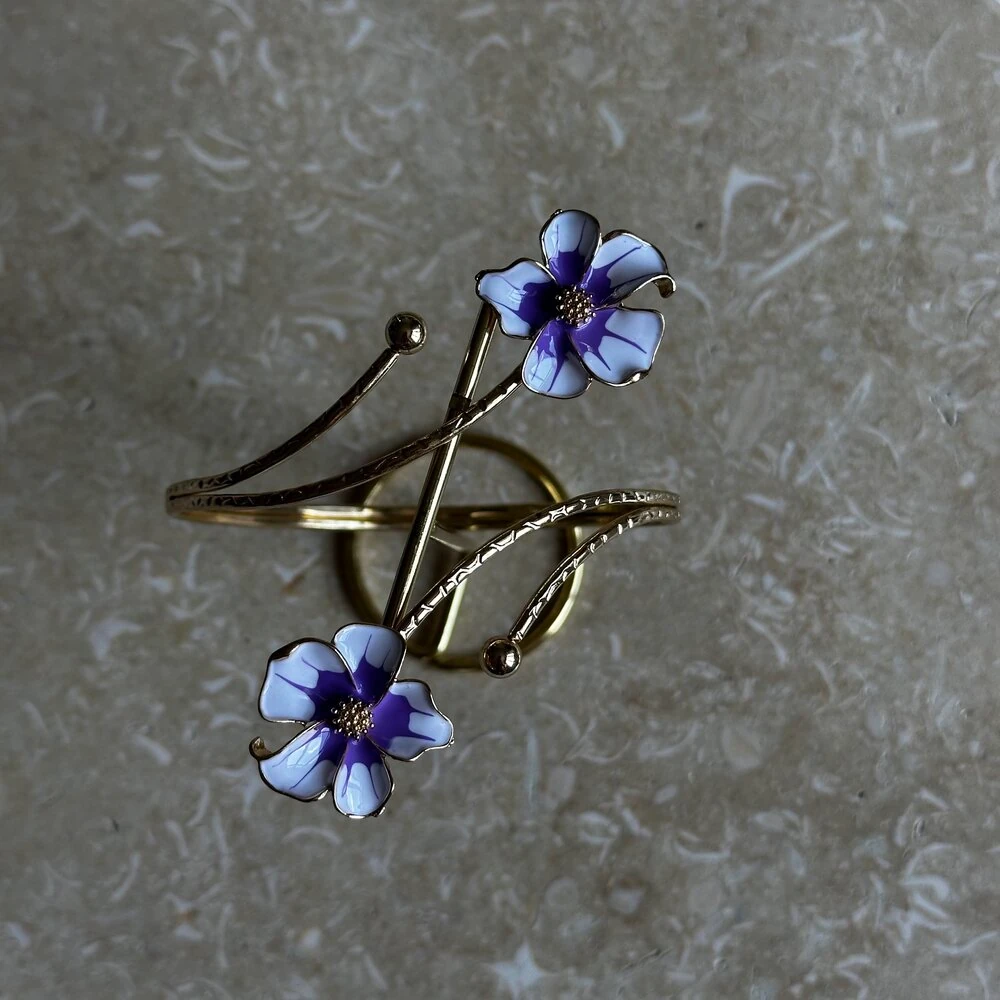 Flower Pazu Kelepçesi