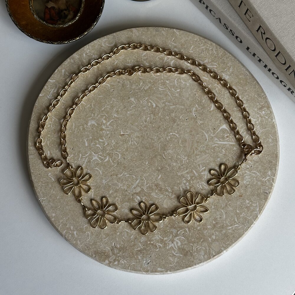 Çiçekli Bel Zinciri