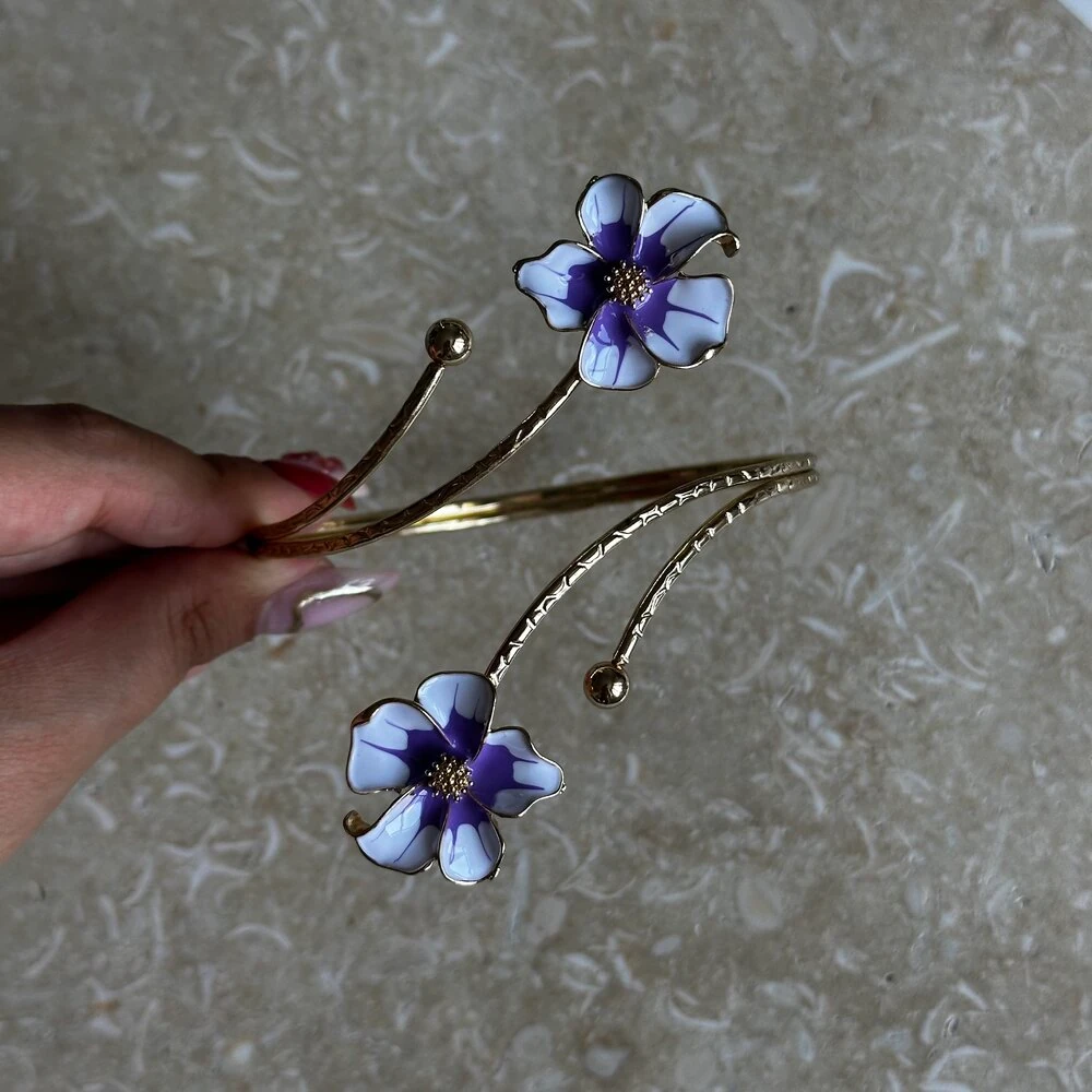 Flower Pazu Kelepçesi