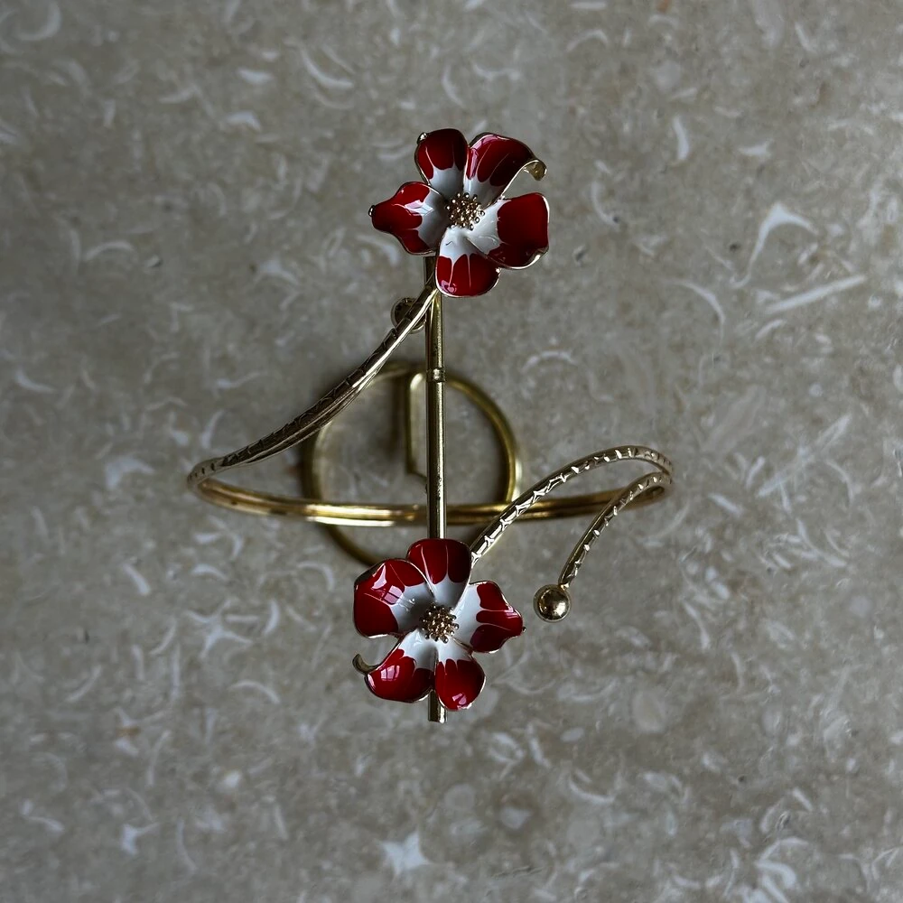 Flower Pazu Kelepçesi