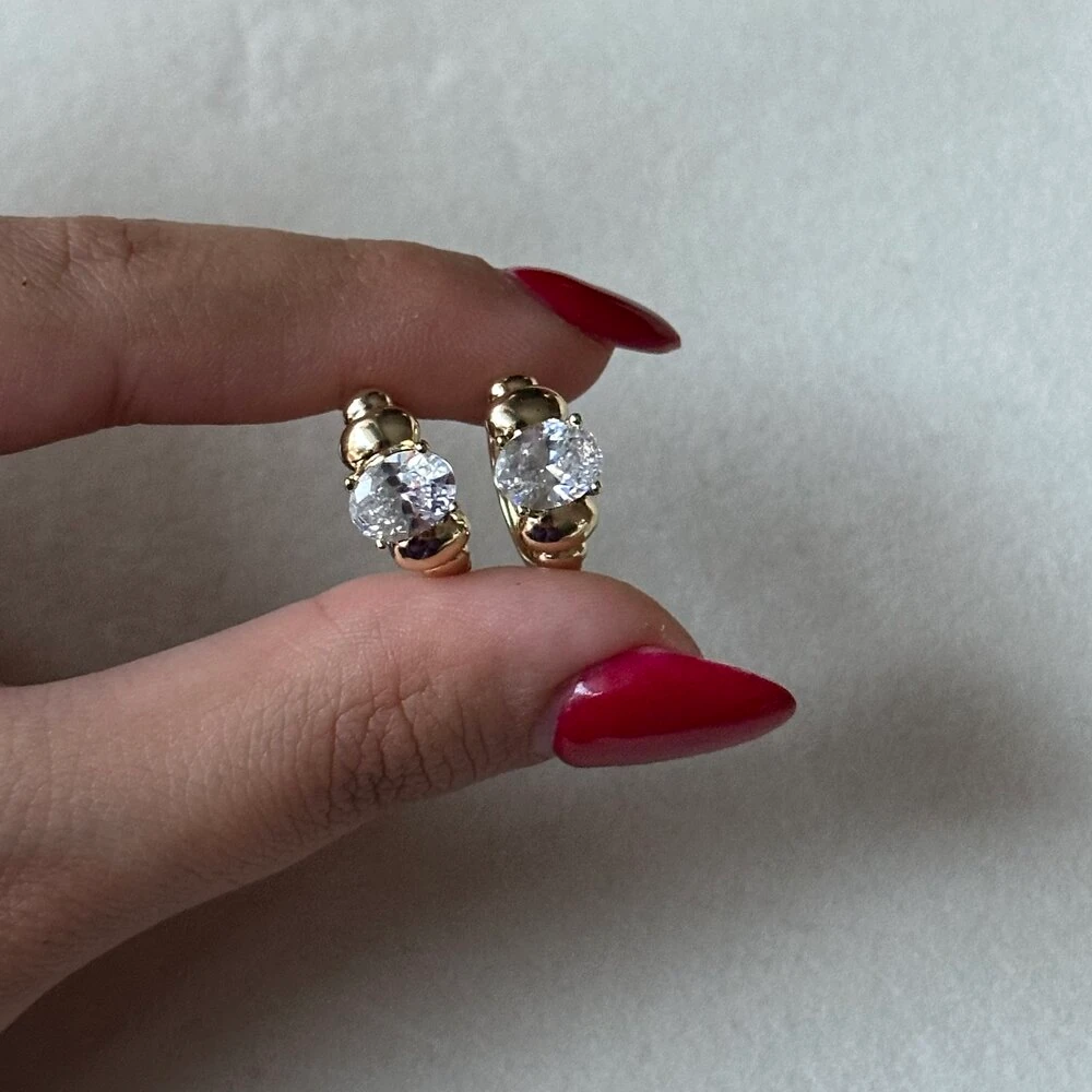 Tek Taş Minimal Küpe