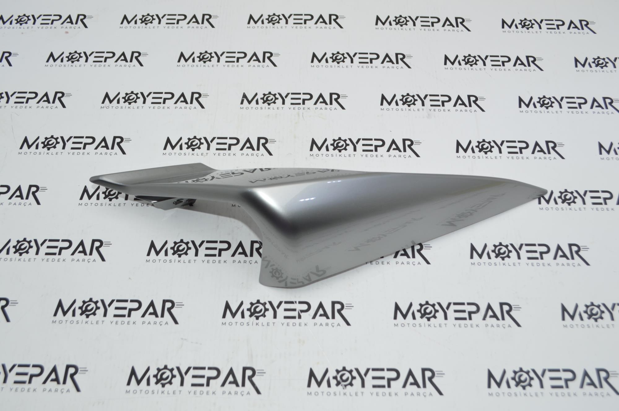 Y4CFM4046A0055 CF MOTO SR 450 SELE ALTI YAN KARENAJ SAĞ ARKA GRİ