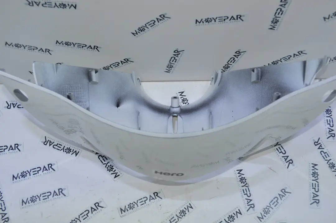 Hero Pleasure Far Çerçevesi Ön Beyaz