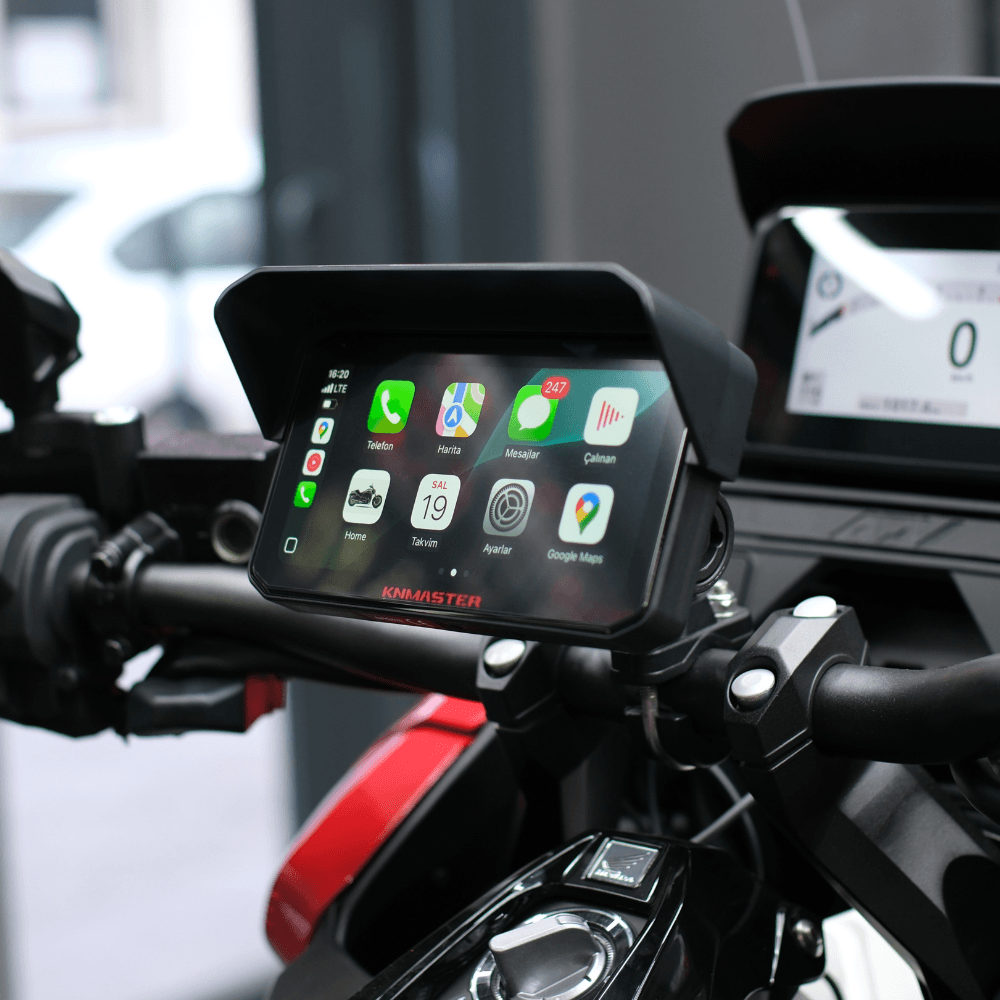 KNMASTER MOTOPLAY 1500-6.25 TPMS SENSÖRLÜ KABLOSUZ CARPLAY - ANDROİD AUTO DESTEKLİ MOTOSİKLET MULTİ MEDYA EKRANI