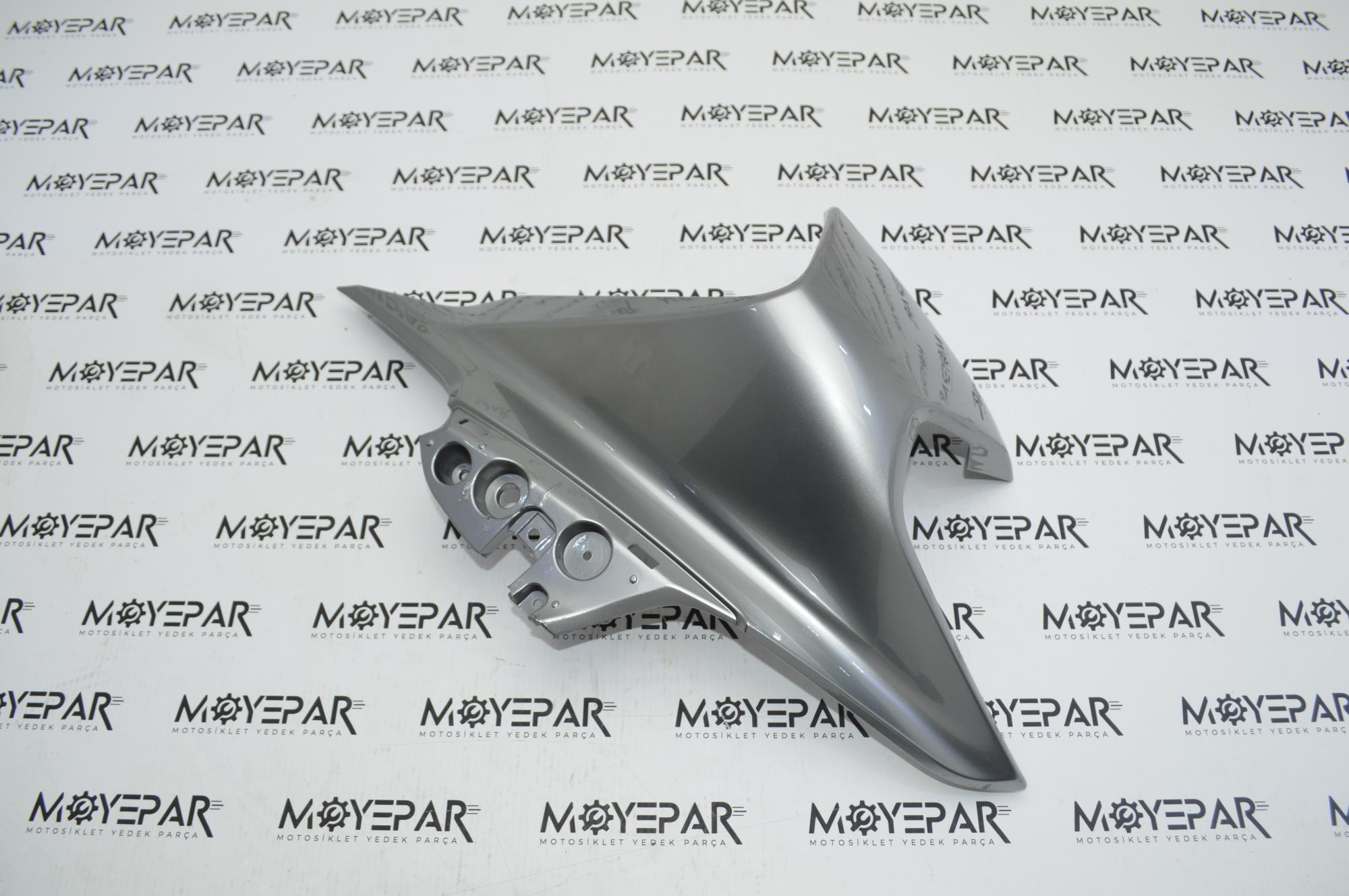 Y4CFM4033A0517 CF MOTO SR250 FAR MUHAFAZASI SAĞ GRİ 2022