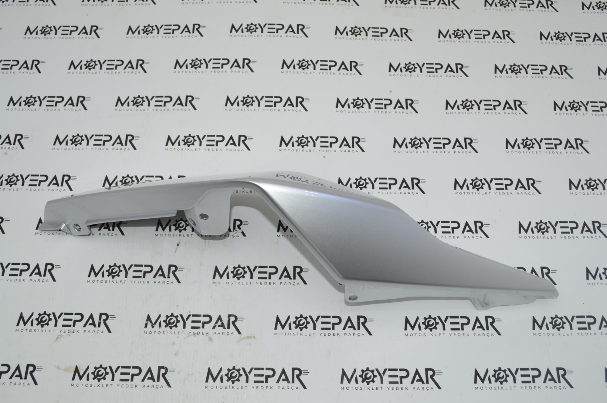 Y4CFM4012A0043 CFMOTO NK 250 SELE ALTI YAN GRENAJ GRİ