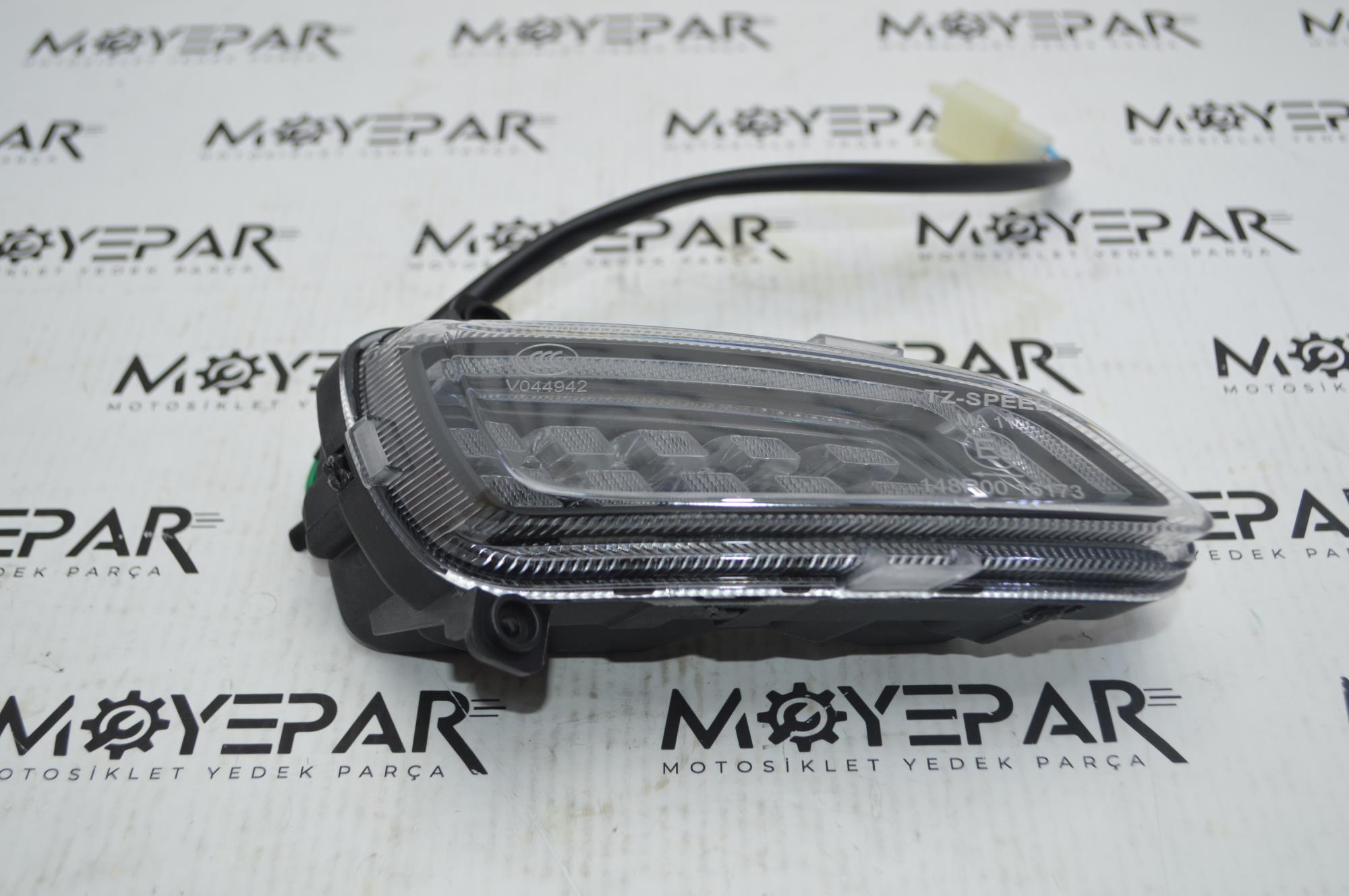 KM 87812 KUBA GRACE 50 ÖN SİNYAL SAĞ