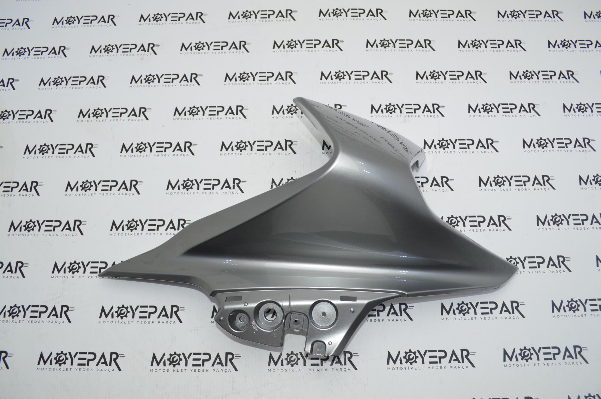 Y4CFM4033A0517 CF MOTO SR250 FAR MUHAFAZASI SAĞ GRİ 2022