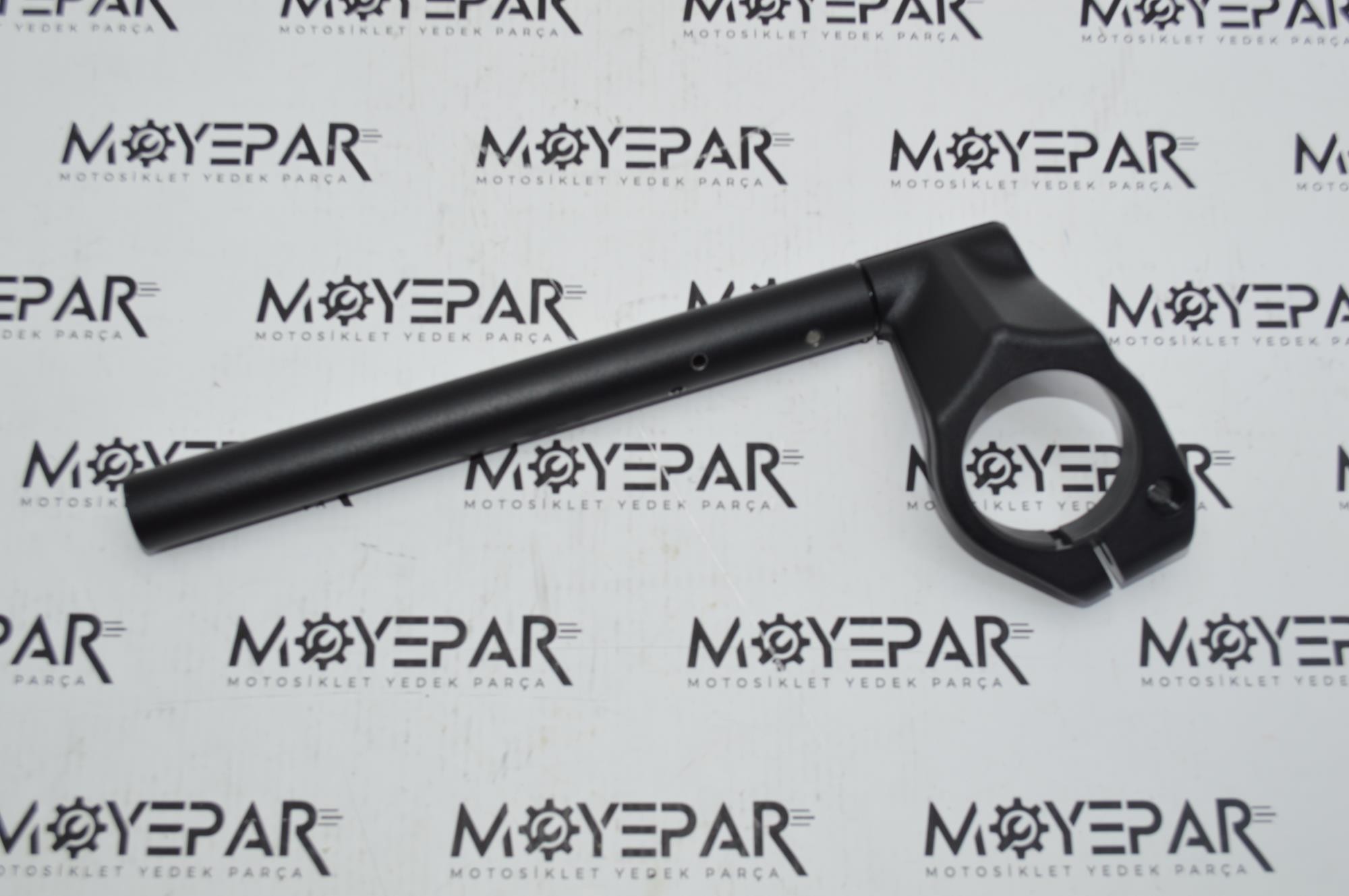 Y4CFM4046A0002 CF MOTO SR450 SAĞ GİDON