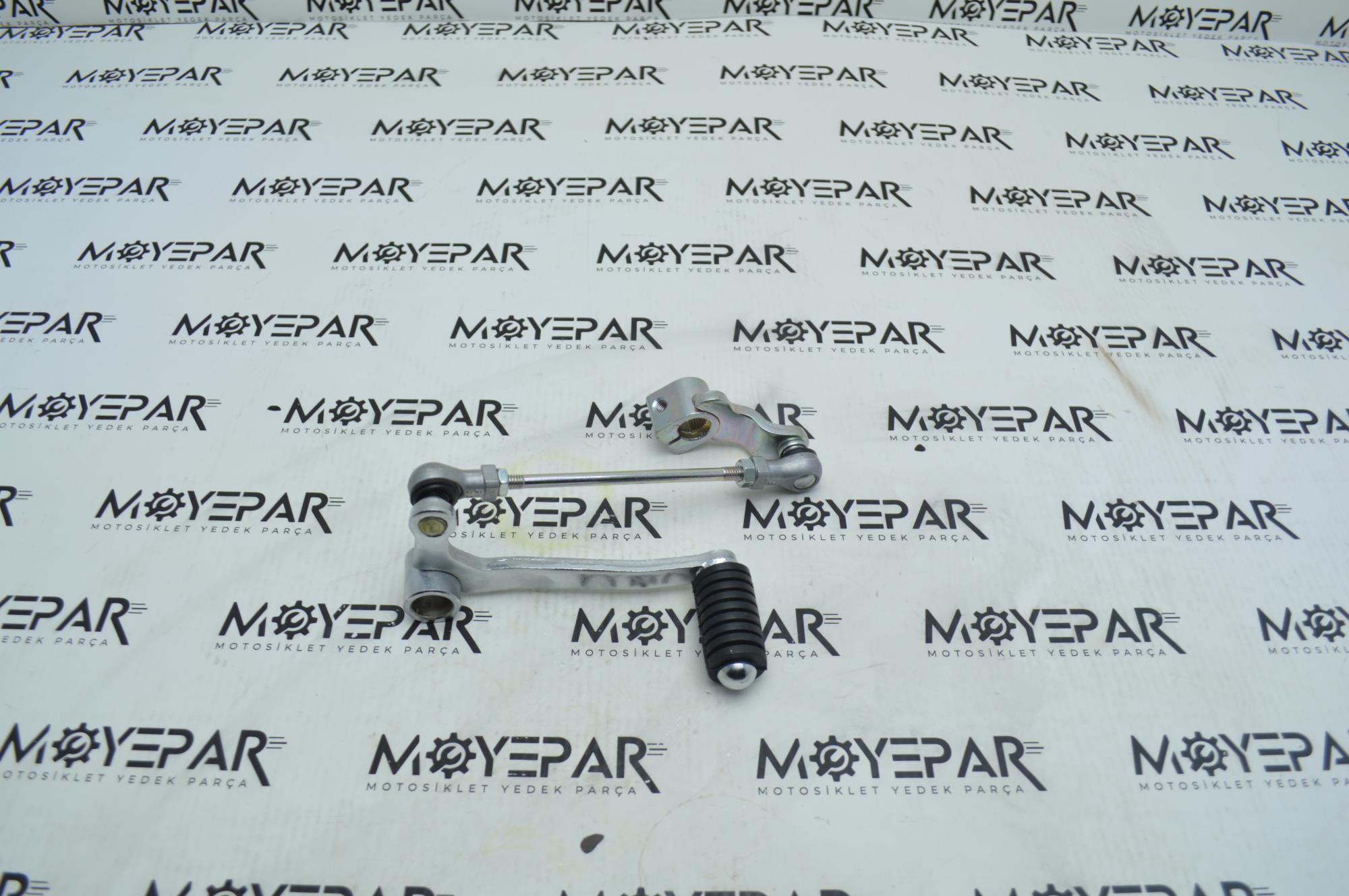543027 YAMAHA YZF R25 VİTES PEDALI ORJ