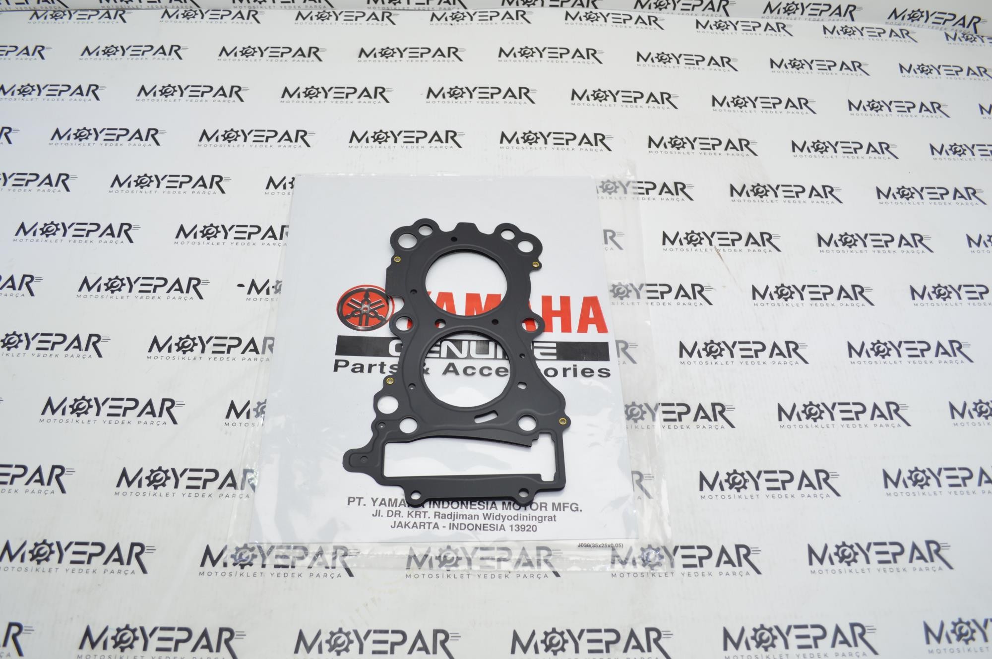 543025 YAMAHA YZF R25 ÜST KAPAK CONTASI ORJ
