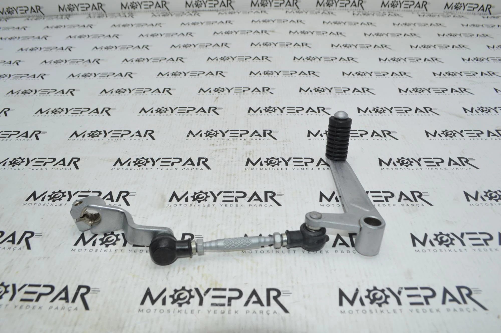 BJJ 040C BAJAJ PULSAR NS 200 VİTES KOLU KOMPLE