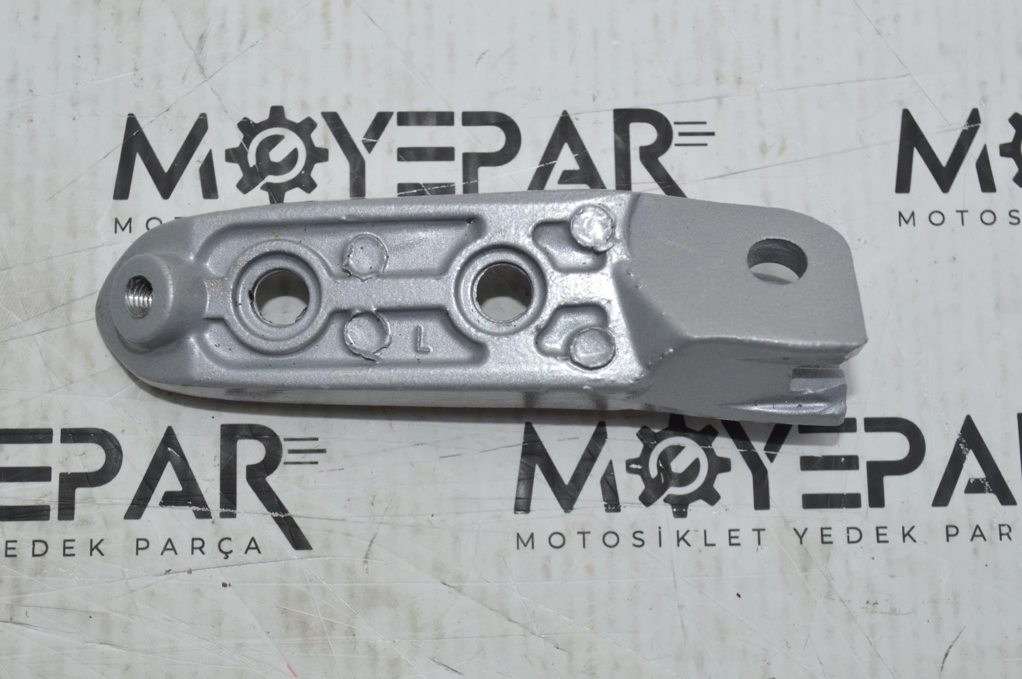 BJJ 393 BAJAJ N250 ÖN SOL BASAMAK ORJİNAL