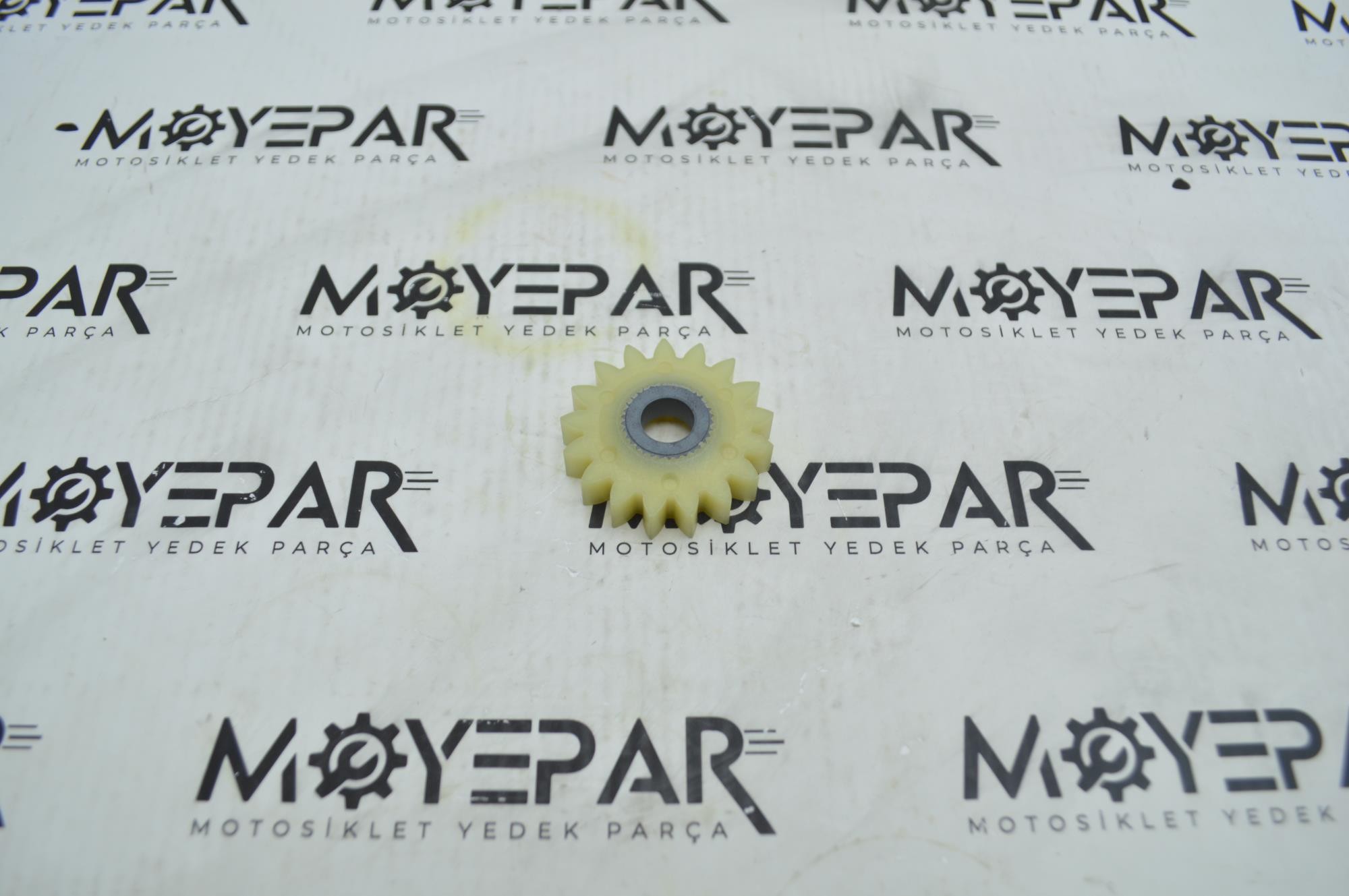 543032 YAMAHA YZF R25 YAĞ POMPA DİŞLİSİ ORJ