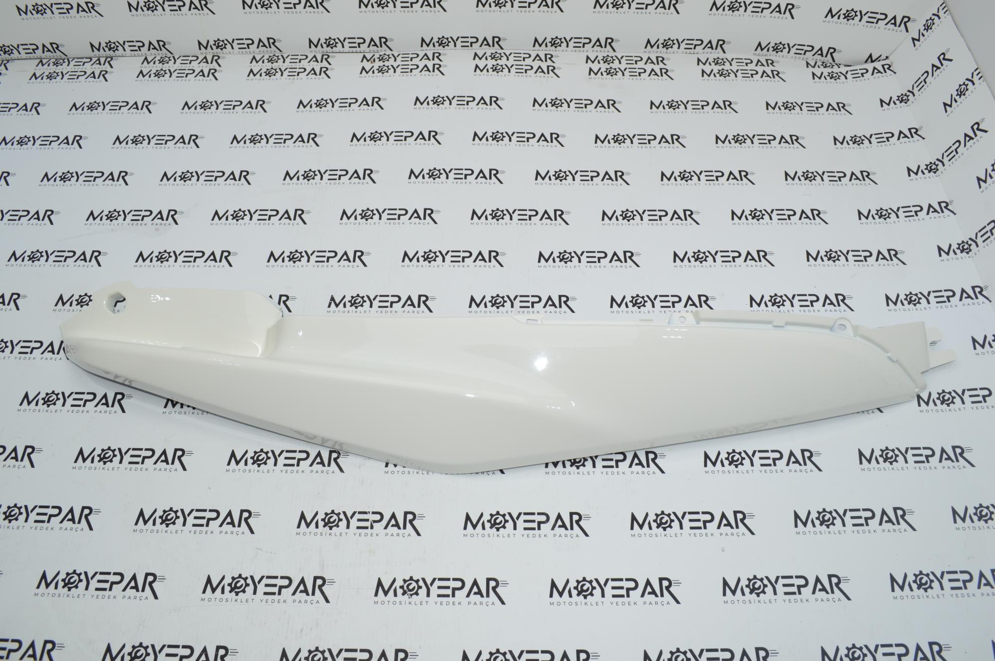Y4TVS7003A0007 TVS JÜPİTER 125 SAĞ ALT MARŞPİYEL BEYAZ