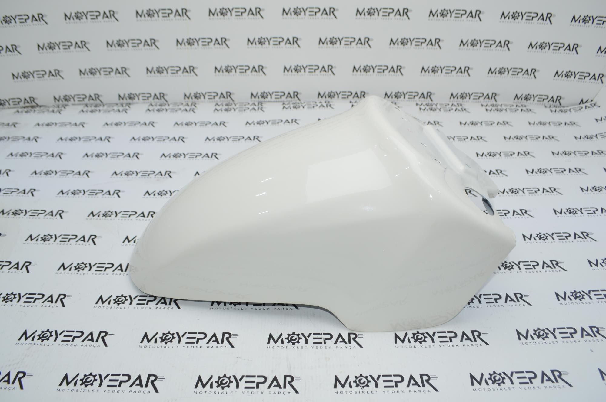 Y4TVS7003A0072 TVS JÜPİTER 125 ÖN ÇAMURLUK BEYAZ