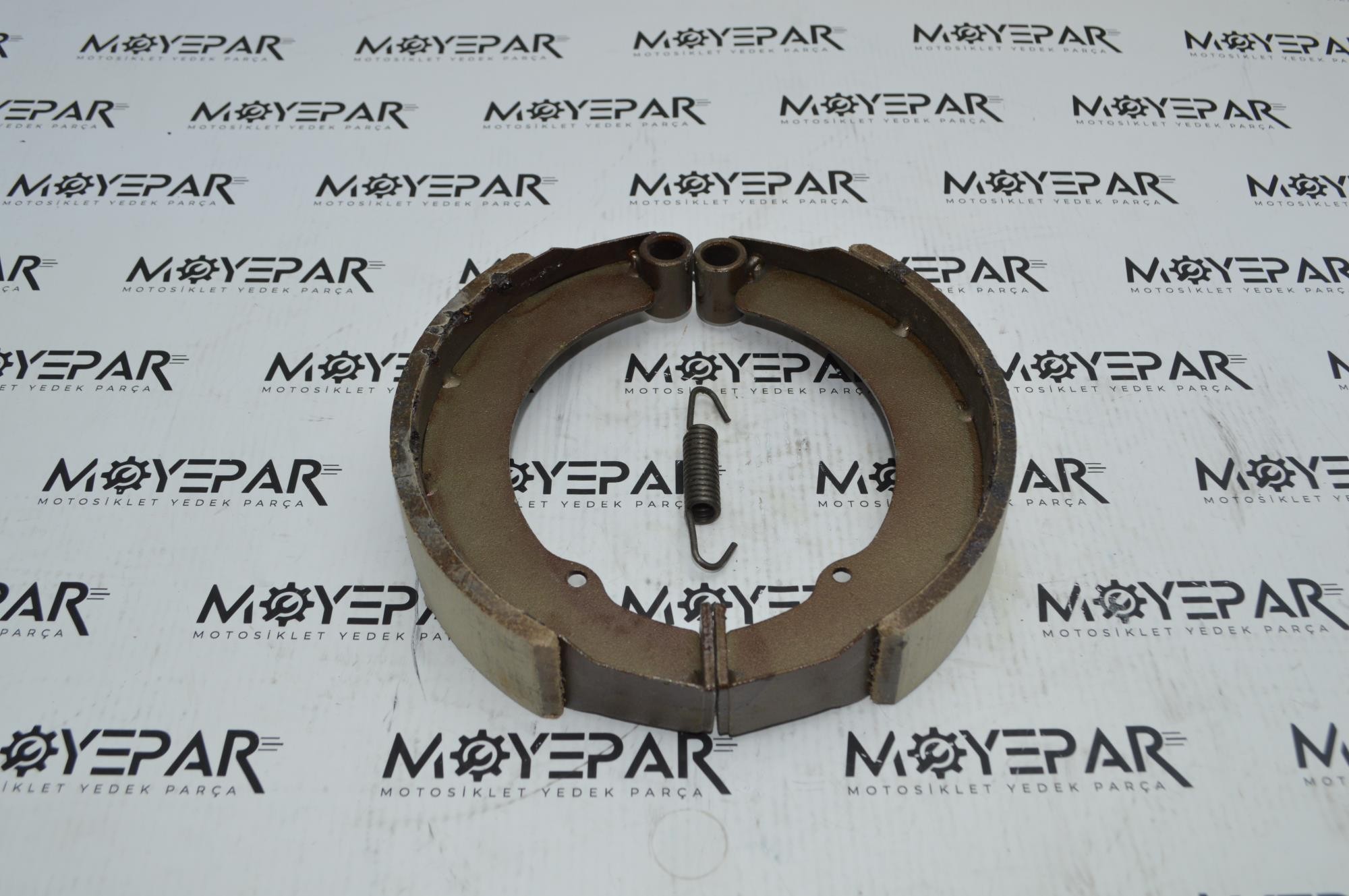 0225 3 TEKER KASALI ARKA BALATA 20 CM