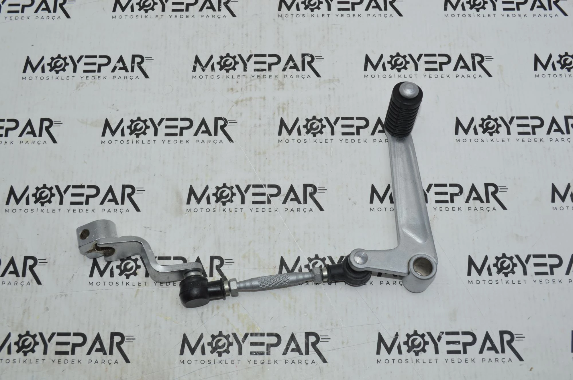 BJJ 040C BAJAJ PULSAR NS 200 VİTES KOLU KOMPLE