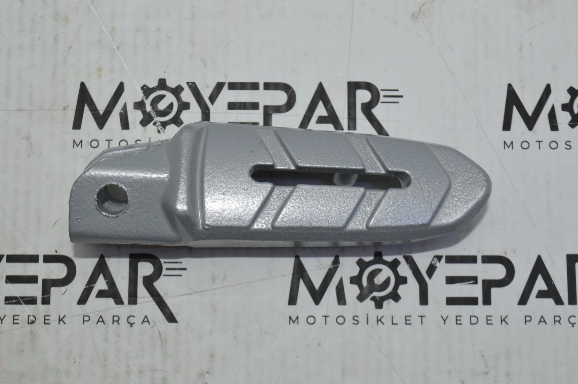 BJJ 066A BAJAJ PULSAR NS 200 ARKA BASAMAK ADET