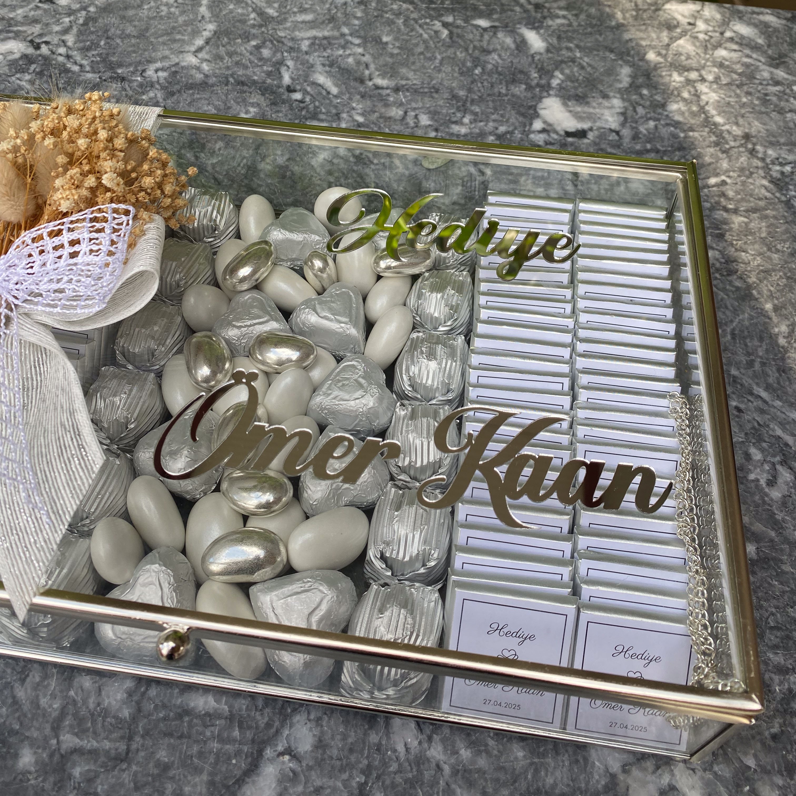 Cam Kutu İçinde İsteme Söz Nişan Çikolatası