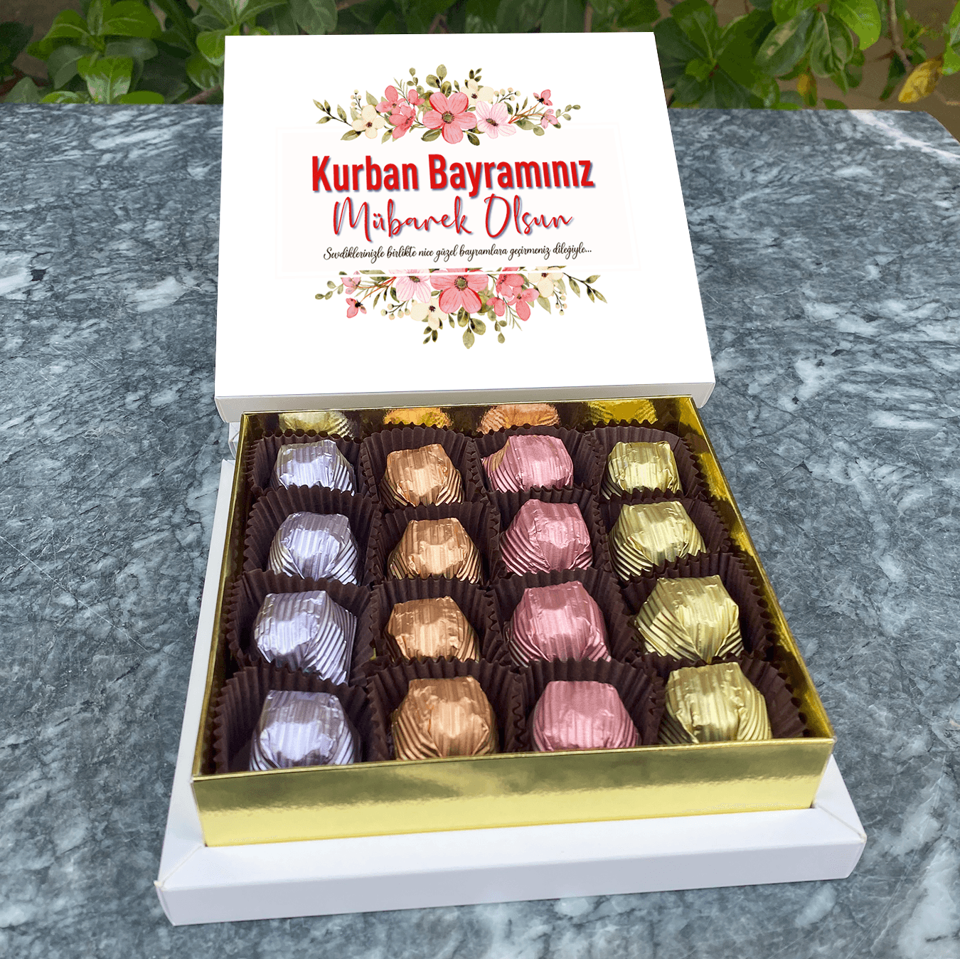 İyi Bayramlar Çikolatası / Kristal Fındıklı Çikolata