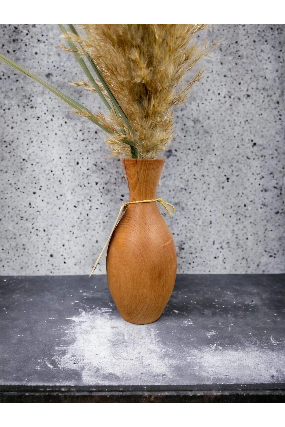 Minimalist Iskandinav Tarzı Dekoratif Ahşap Vazo Ve Kuru Pampas Dalları