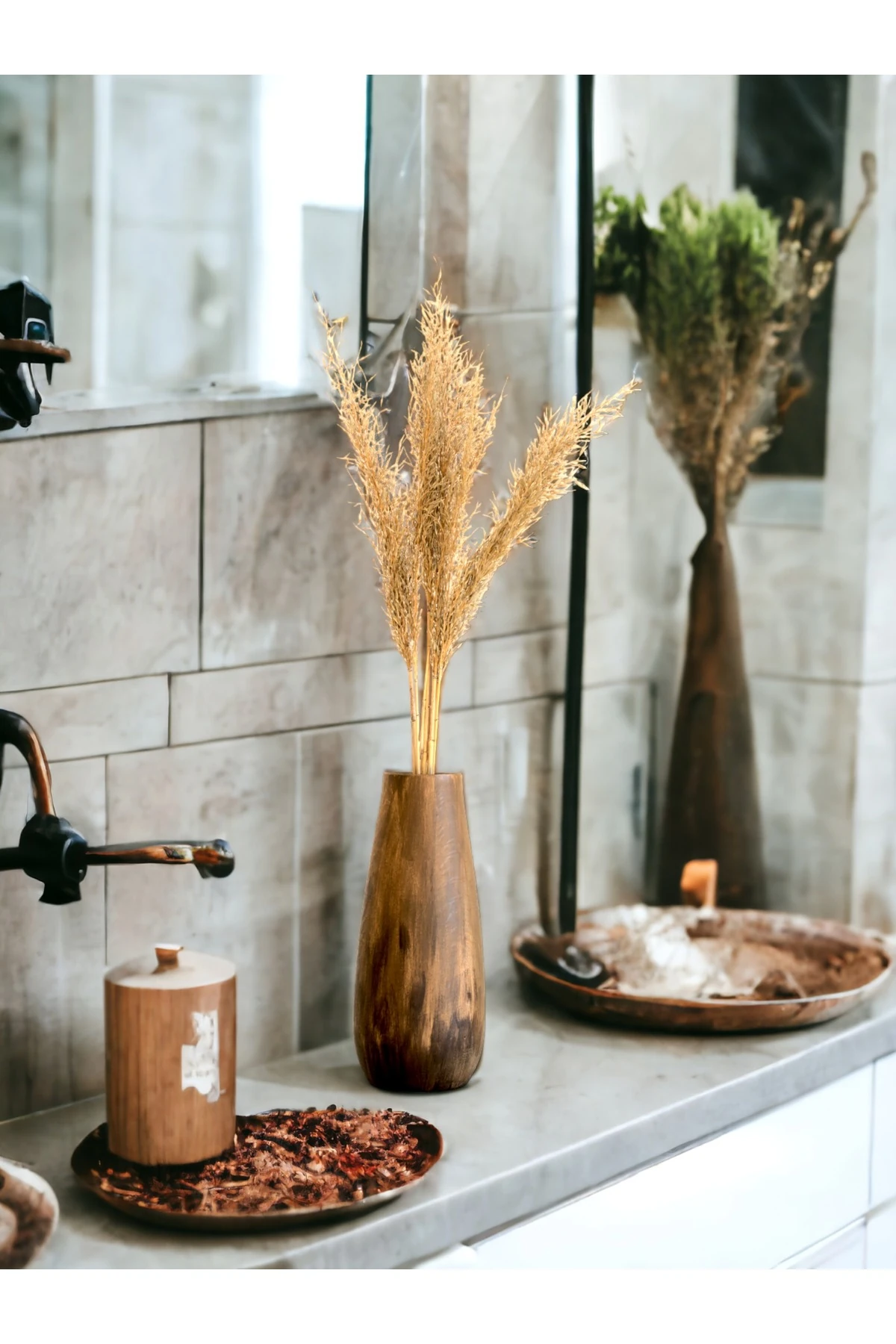 DEKORATİF AHŞAP VAZO VE PAMPAS DALLARI MİNİMALİST İSKANDİNAV TARZI