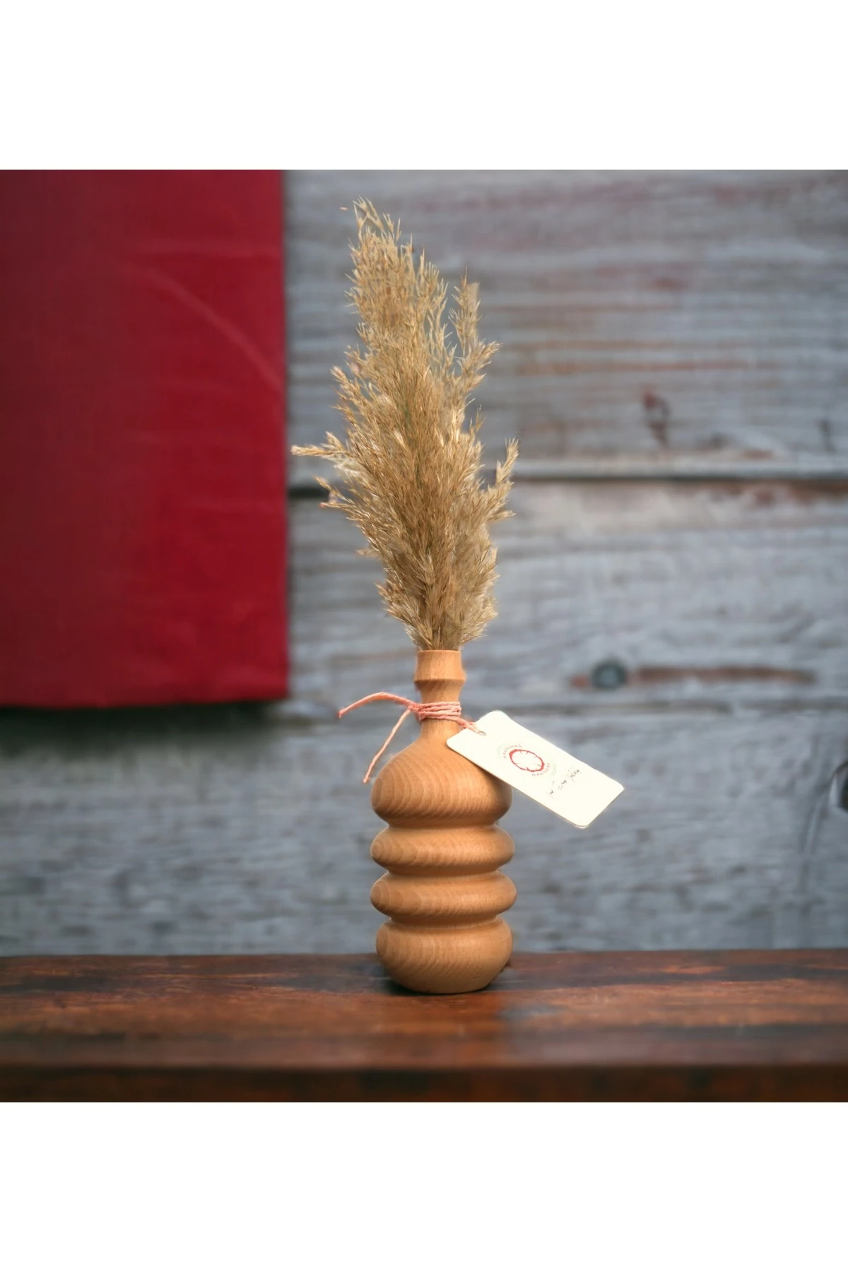 İSKANDİNAV TARZI AHŞAP VAZO VE KURUTULMUŞ PAMPAS