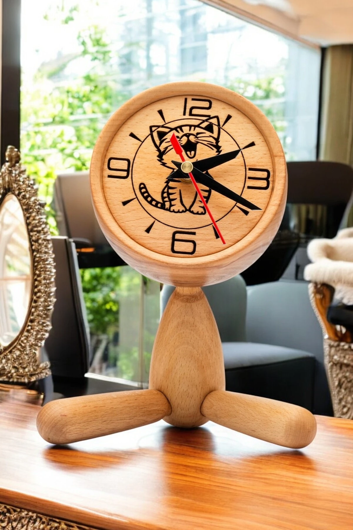 El Yapımı Masaüstü Sevimli Kedi Detaylı Saat Dekoratif Masa Saati Ayaklı Saat