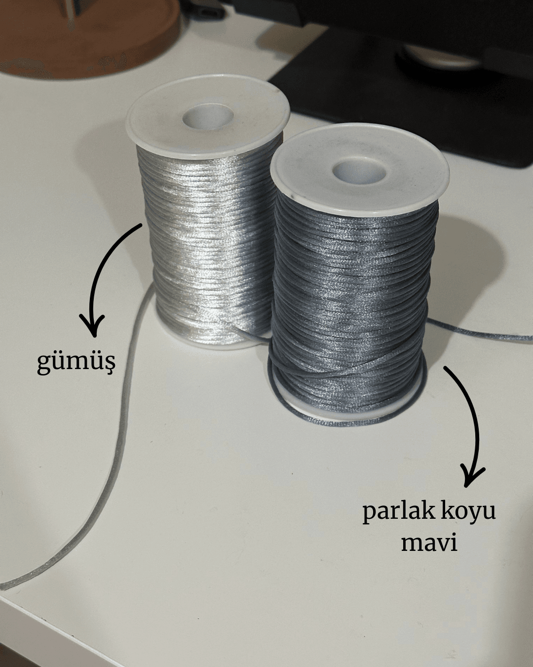 Büyük Harf İp Bileklik