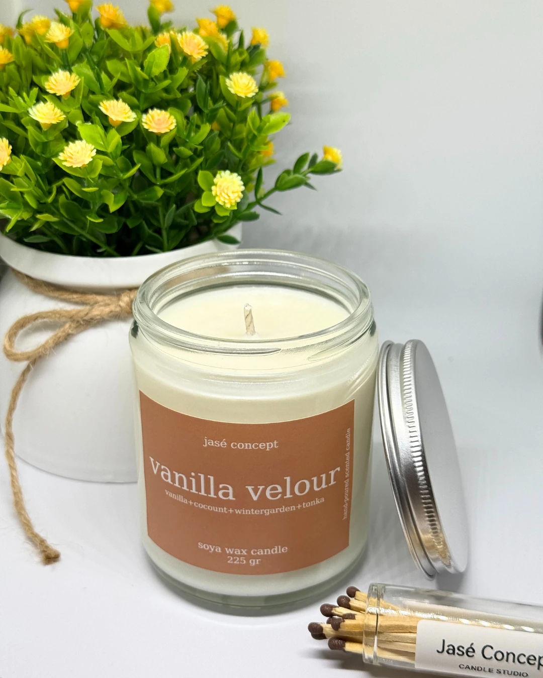 Vanilla Velour | 225gr Kremsi Vanilya Kokulu Soya Mum