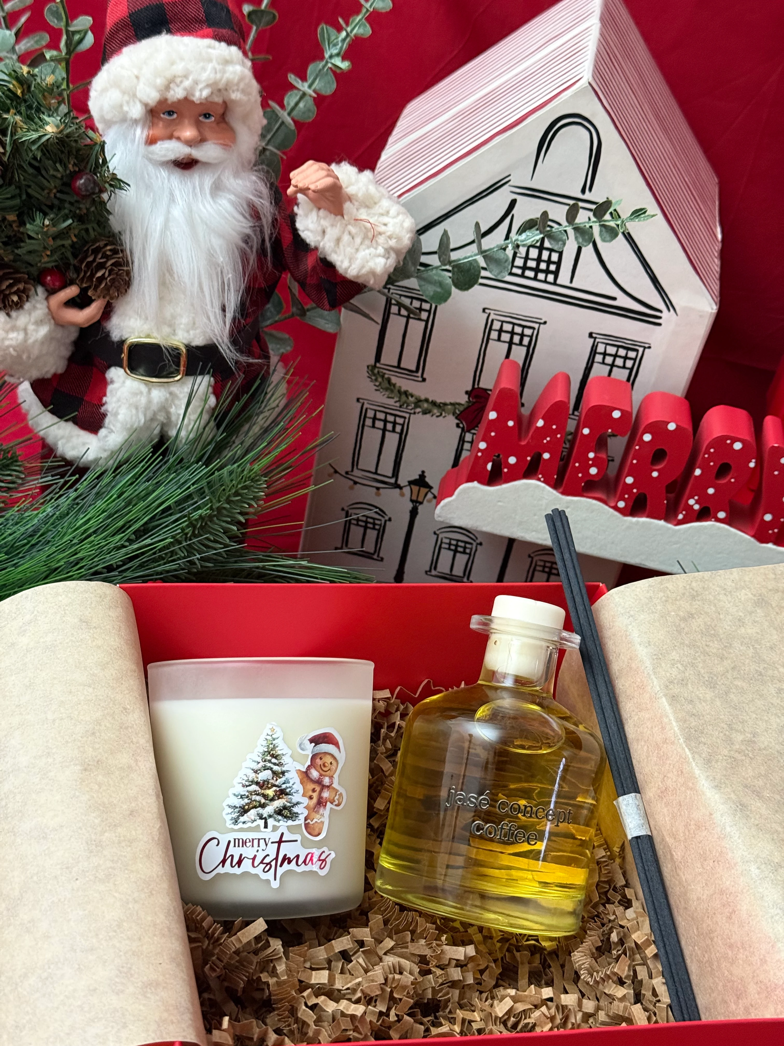 Buzlu Cam Tarçın-Vanilya Mum (270 gr) & 250 ML Kahve Oda Kokusu Yılbaşı Hediye Seti