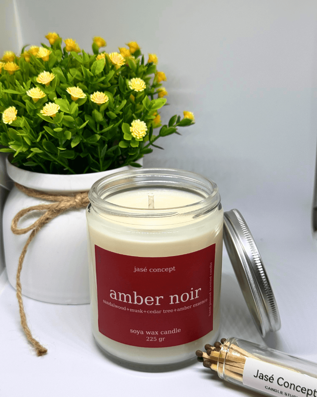 Amber Noir Kavanoz Mum
