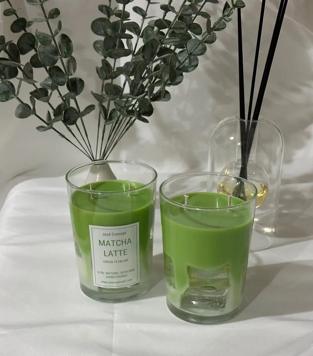 Matcha Latte Mum | 2 Fitilli Büyük Boy Yeşil Çay & Lime Kokulu Tasarım Mum (370gr)