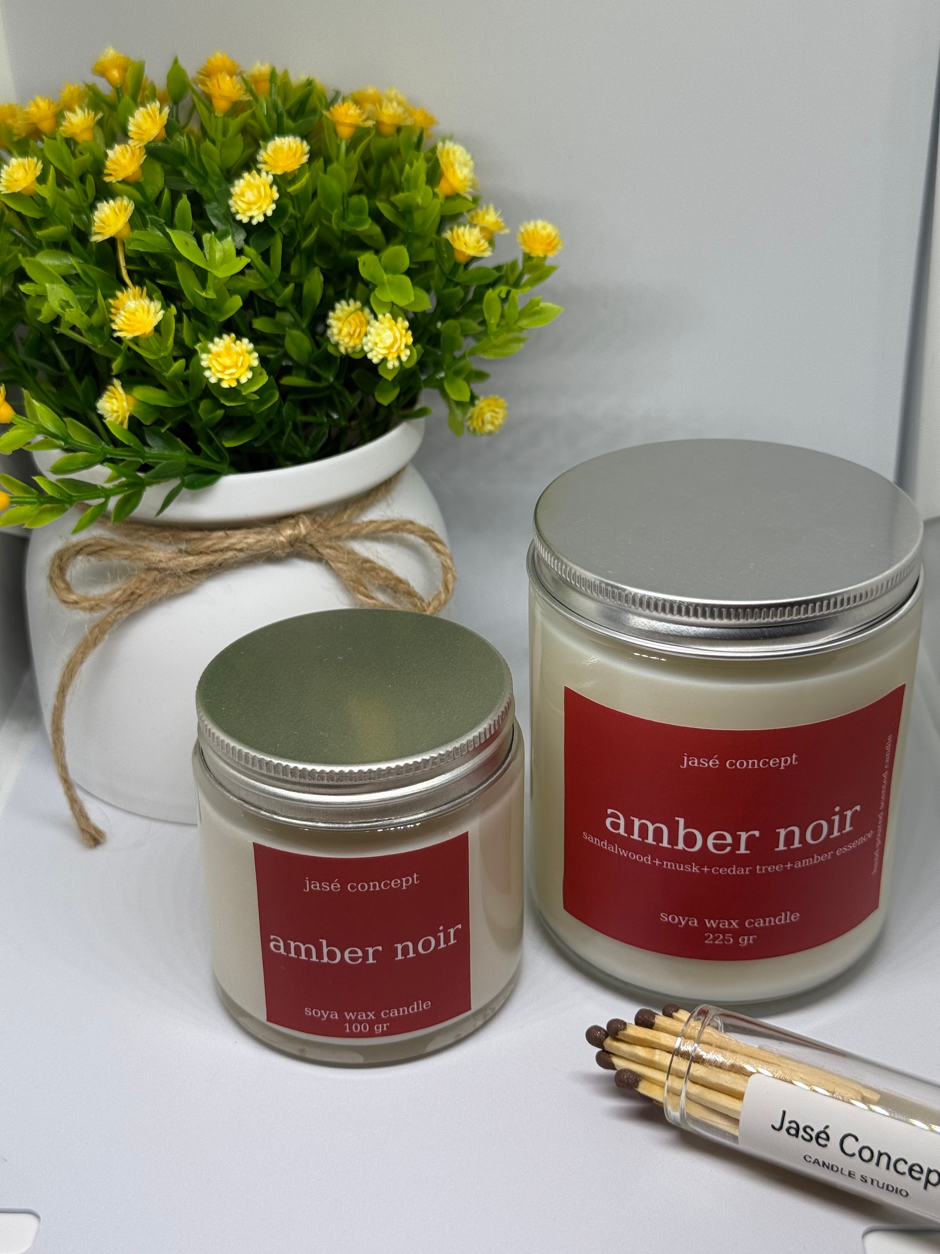 Amber Noir Kavanoz Mum