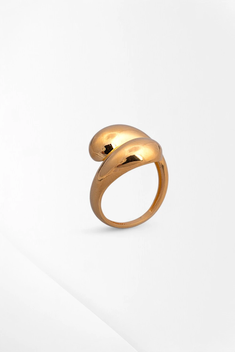 22 Ayar Altın Akışkan Tasarımlı Yüzük: 5.56 Gramlık Yatırımlık ve Gösterişli Model Ürün Kodu: YZ08613