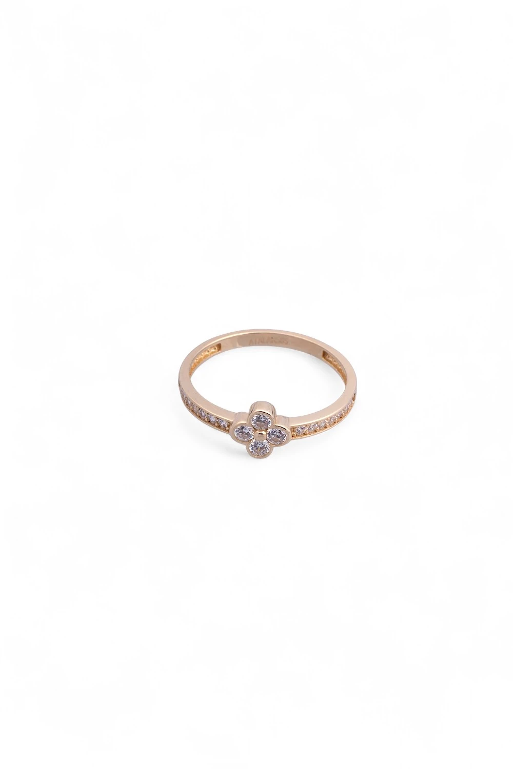 14 Ayar Altın Taşlı Dört Yapraklı Yonca Yüzük: Şansın Işıltısını Parmağınızda Taşıyın 4,61 GR Ürün Kodu: YZ08621